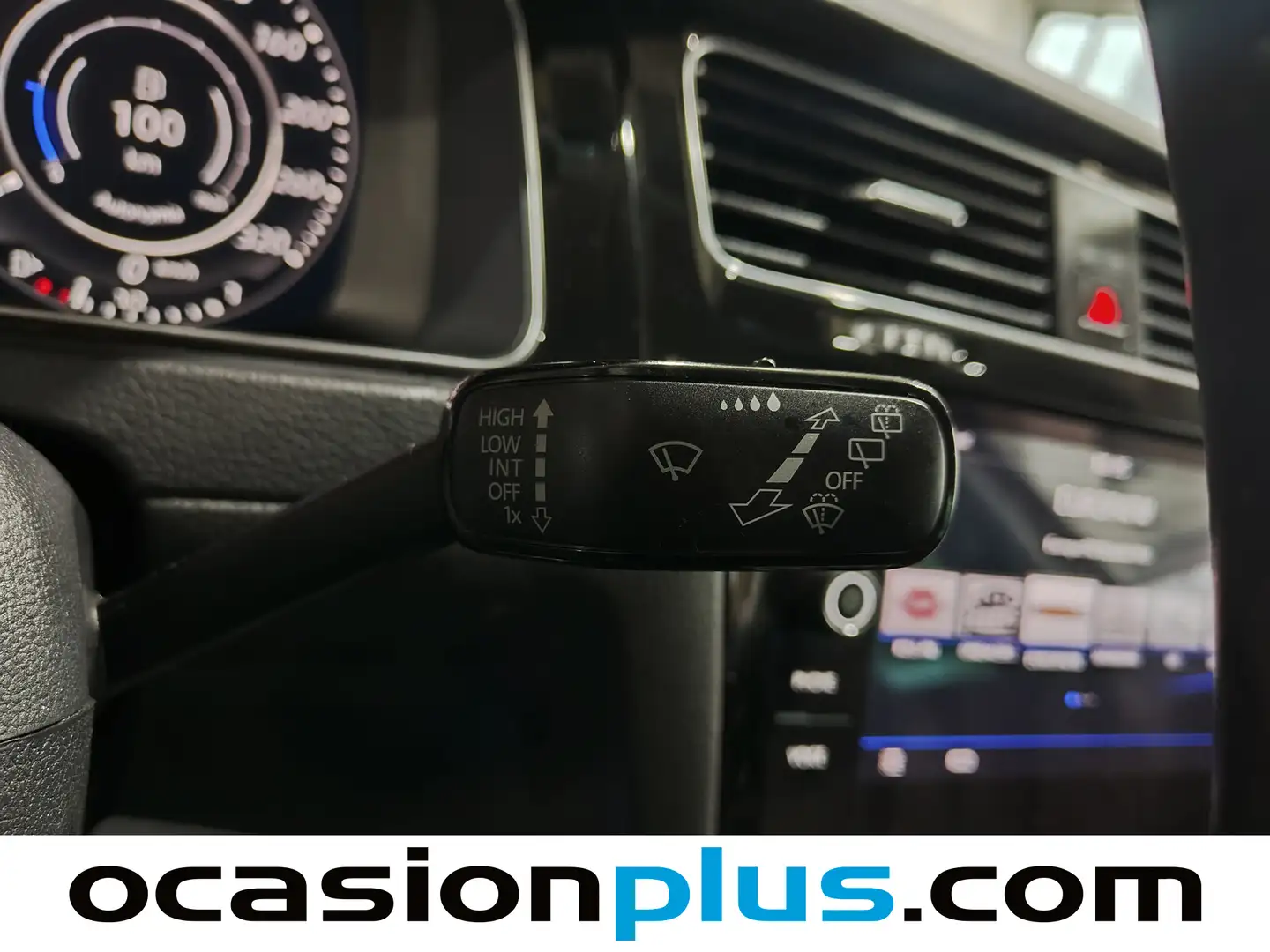 Foto Volkswagen Golf Volkswagen Golf Sport 1.5 TSI Evo (150 CV) Pack R-Line