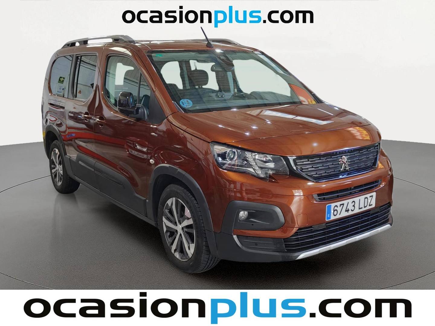 Foto delantera Peugeot Rifter Peugeot Rifter GT Line Long BlueHDi (130 CV) EAT8 derecha