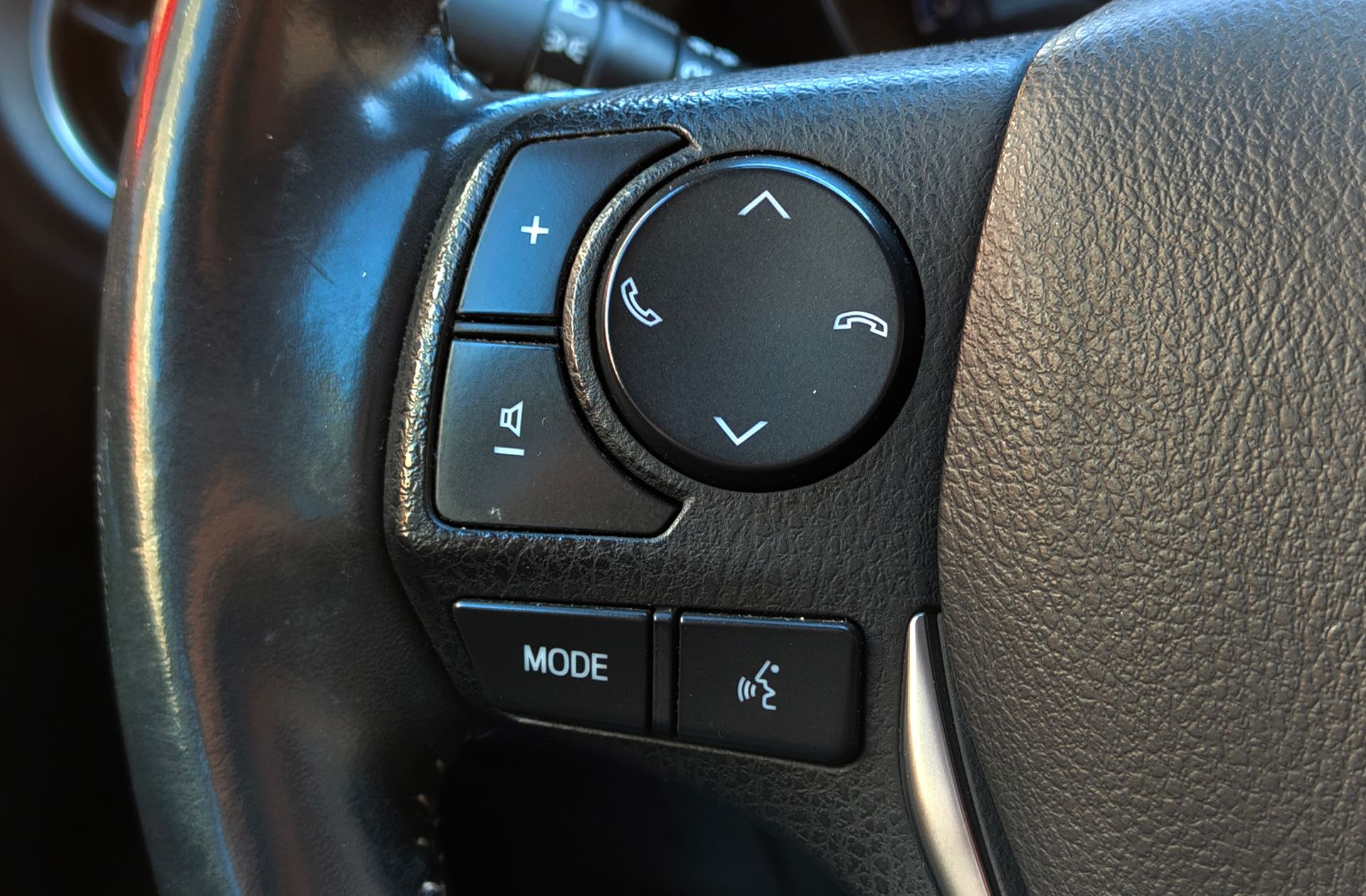 Toyota Auris 140H Hybrid Feel! - foto 22