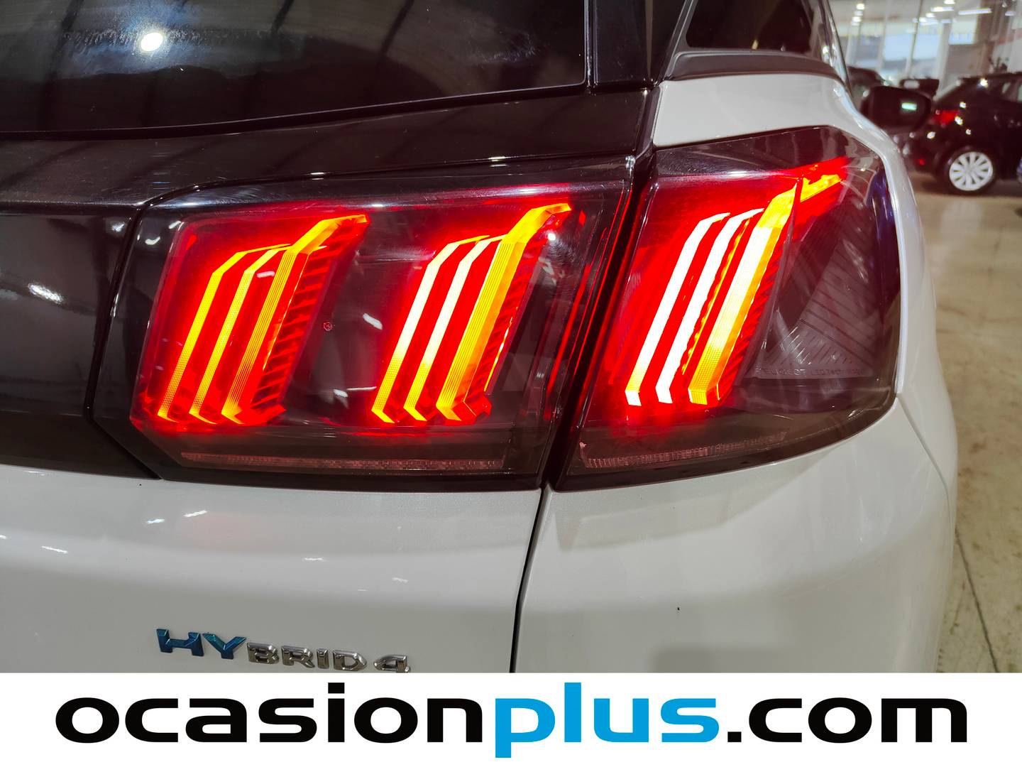 Foto Peugeot 3008 Hybrid Peugeot 3008 Hybrid 300 Allure Pack e-EAT8 (300 CV)