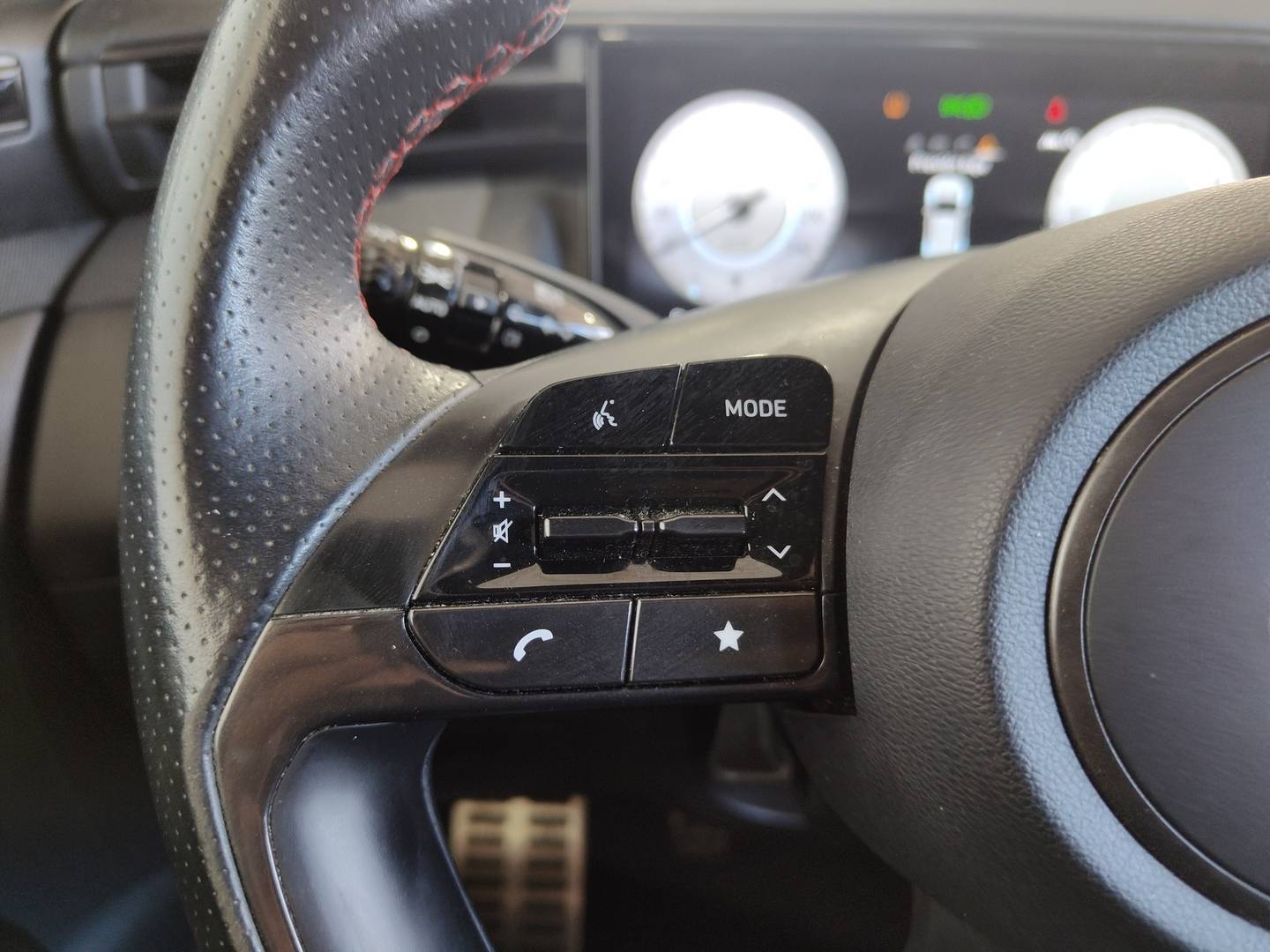 Foto Hyundai Tucson Hyundai Tucson 1.6 TGDI N-Line 30 Aniversario  (150 CV)