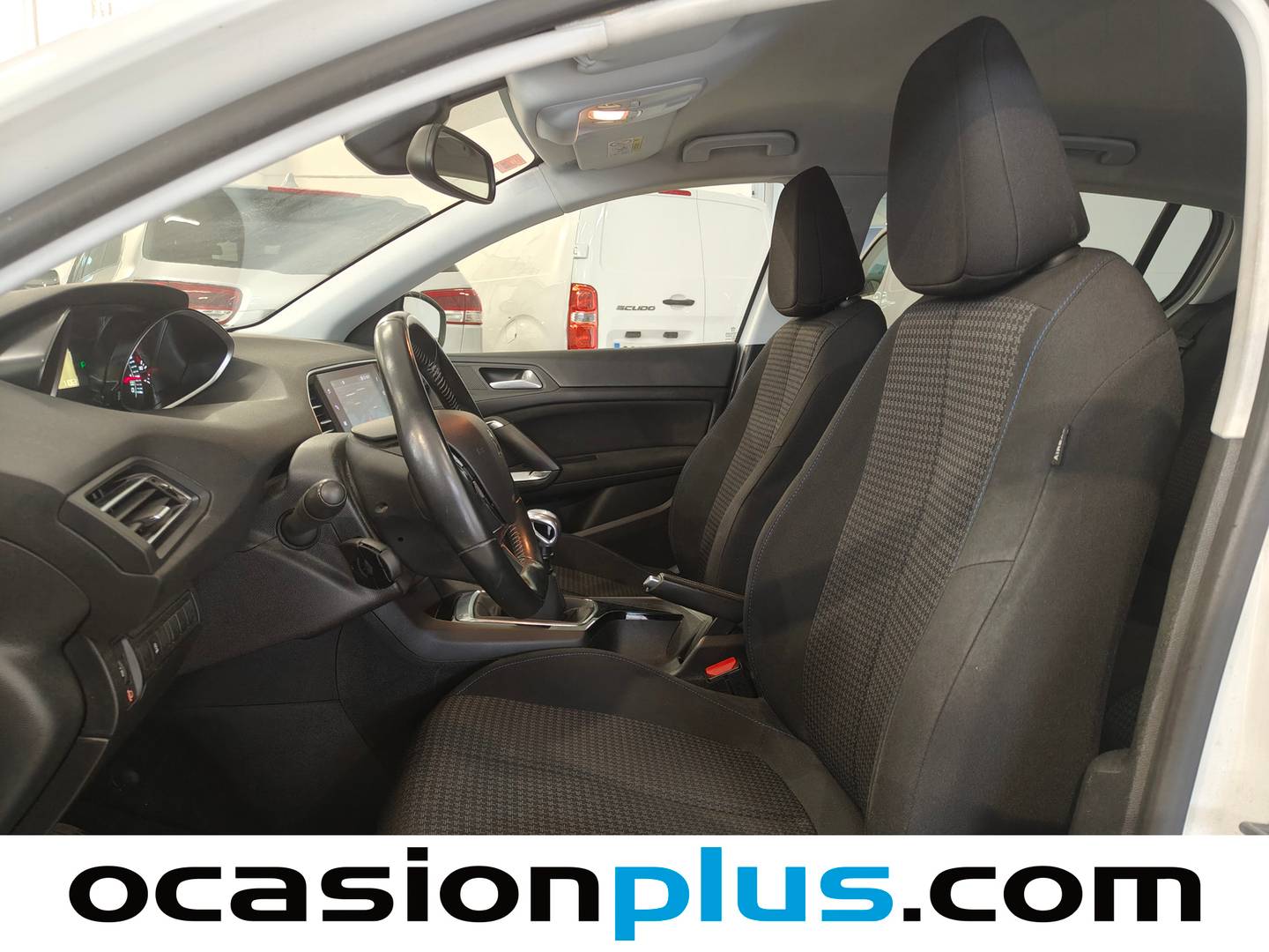 Foto asientos delanteros Peugeot 308 Peugeot 308 PureTech 110 S&S Style (110 CV)
