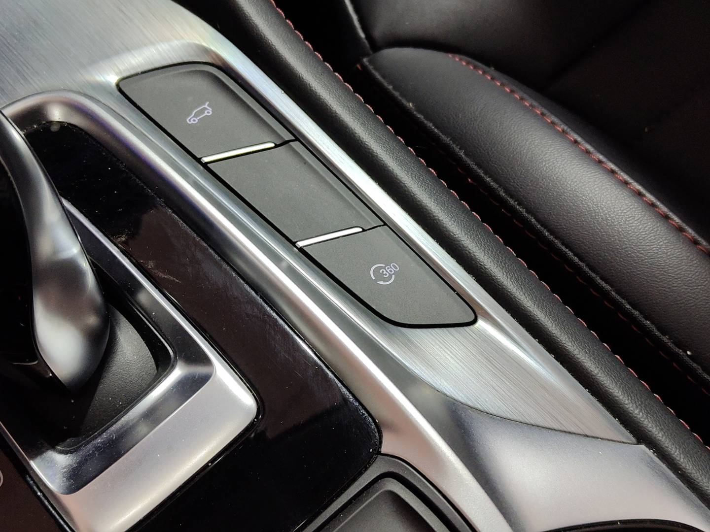 Foto MG HS MG eHS 1.5 T-GDI PHEV Luxury (258 CV)