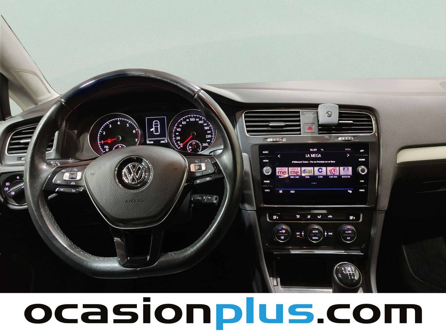 Equipamiento del Volkswagen Golf Volkswagen Golf Business 1.0 TSI (110 CV)