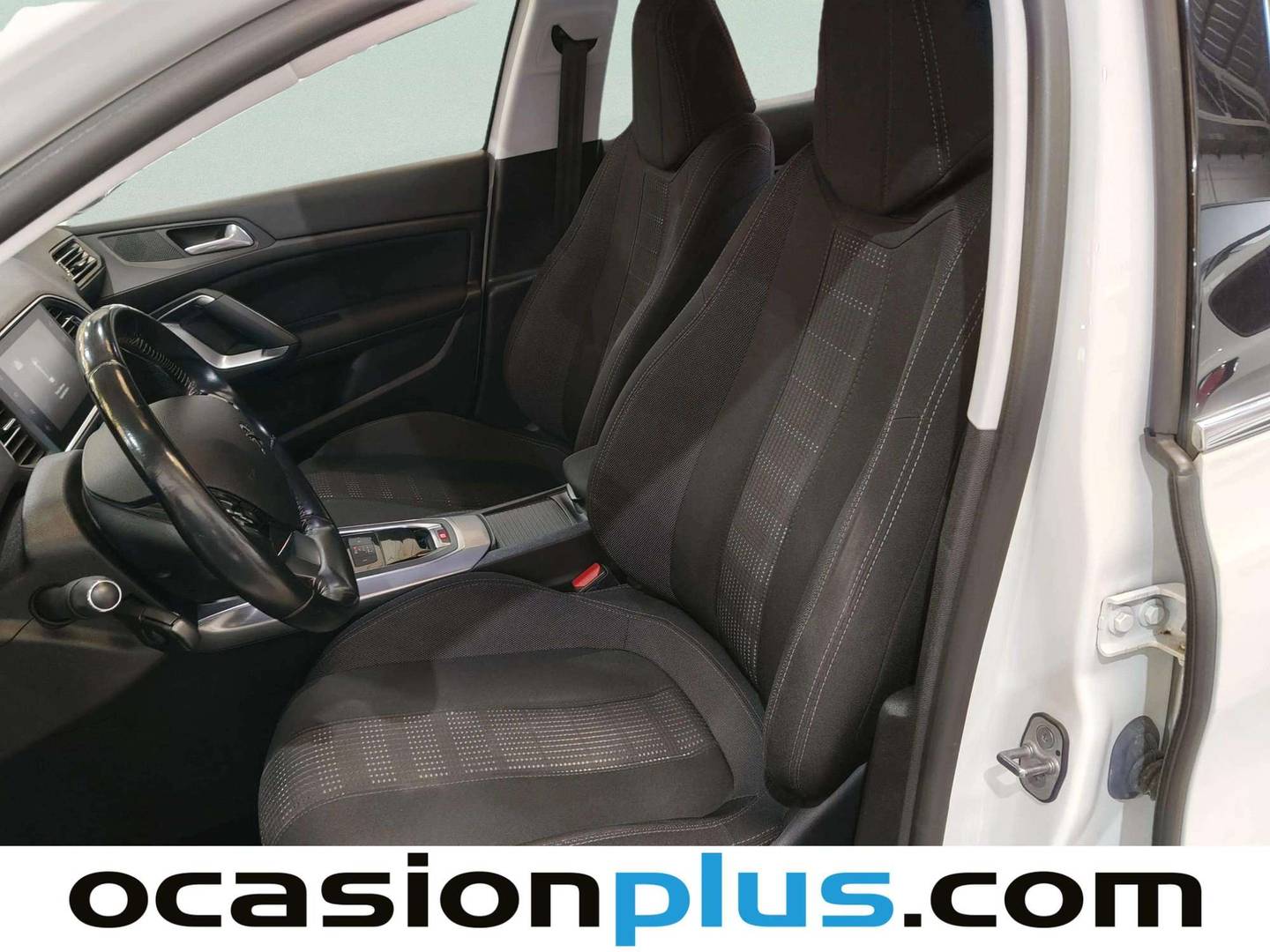 Foto asientos delanteros Peugeot 308 Peugeot 308 PureTech 130 Allure EAT6 (130 CV)