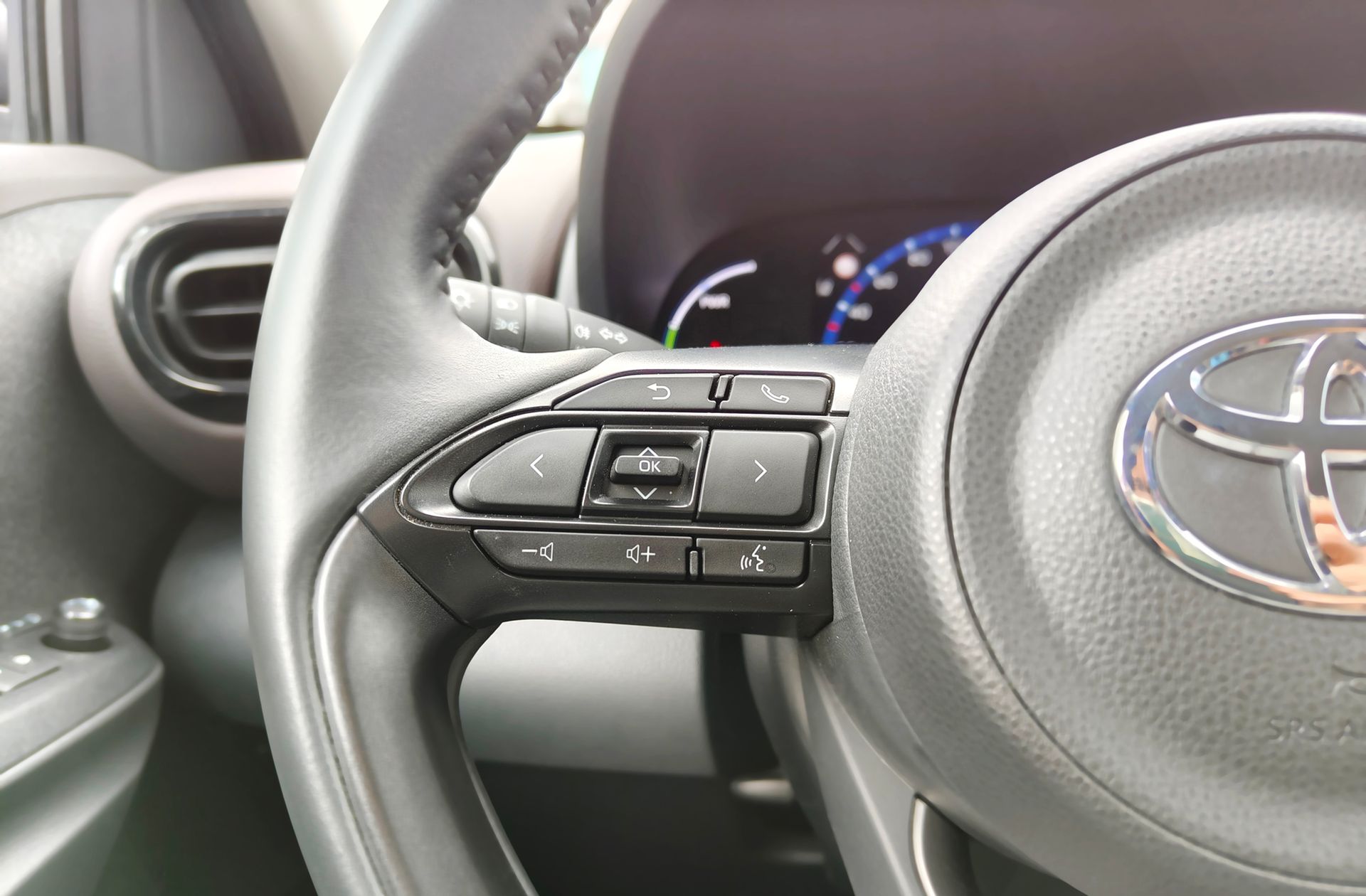 Toyota Yaris Cross 120H Style - foto 31