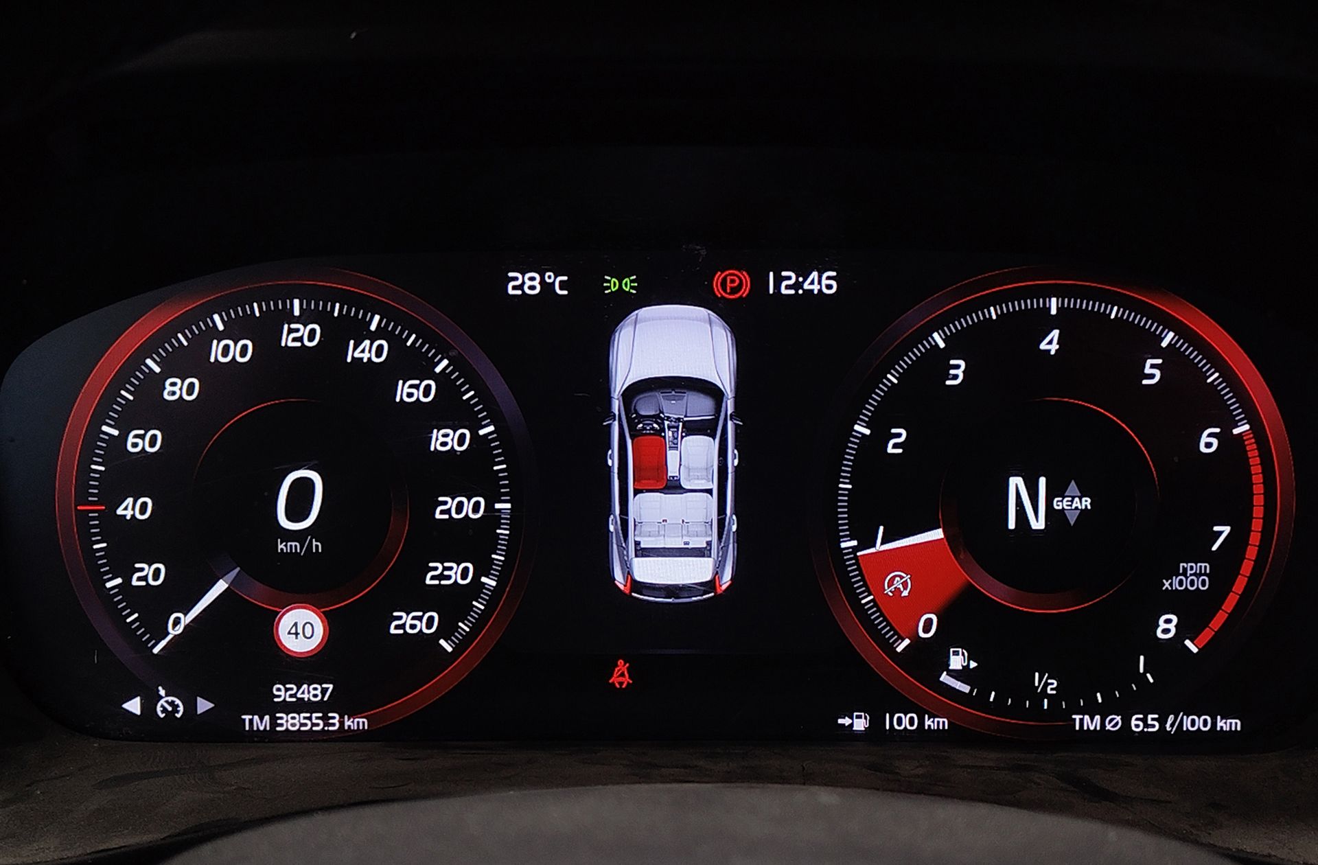 Volvo XC40 T2 Essential - foto 20