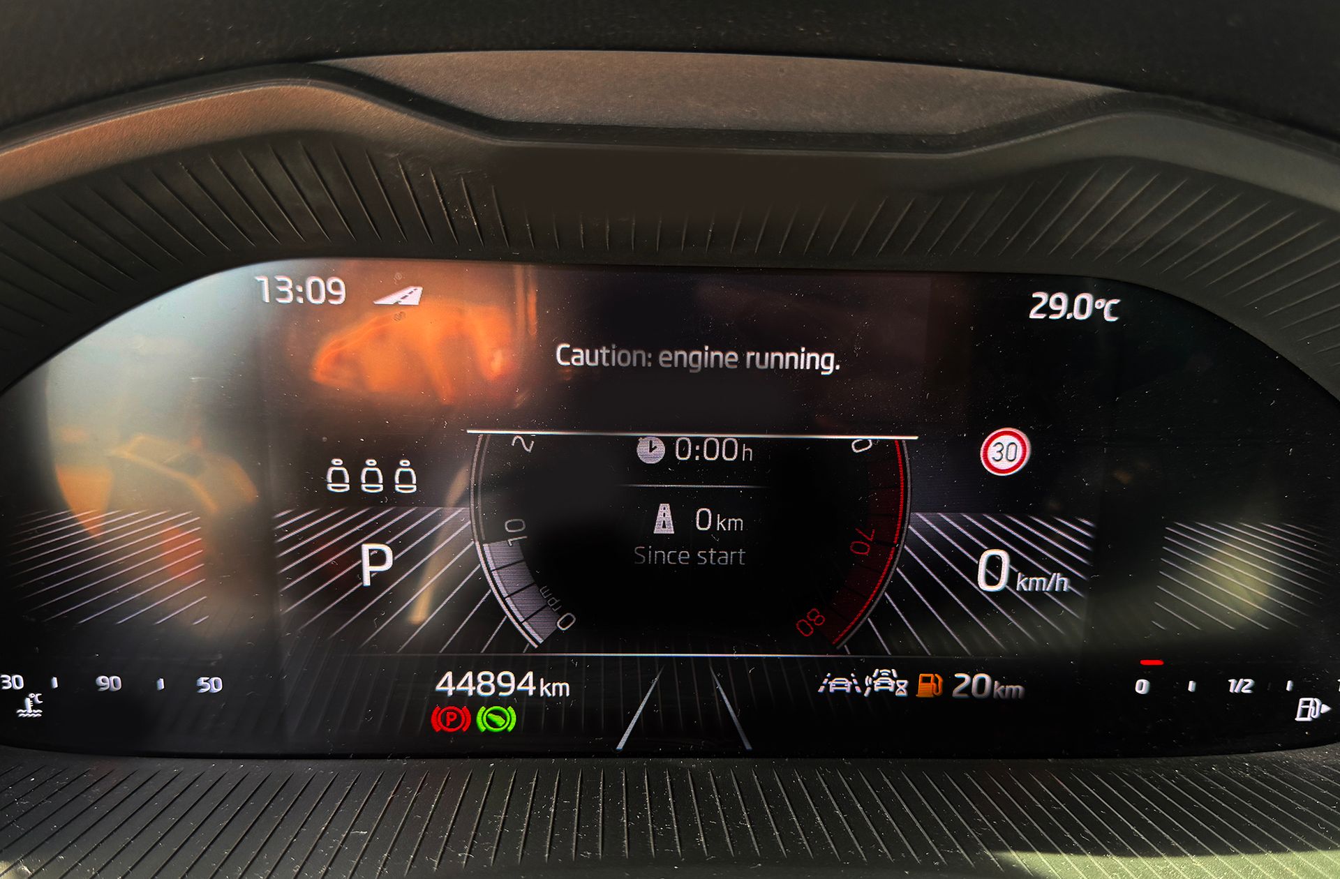 Škoda Kamiq 1.0 TSI Selection DSG - foto 19