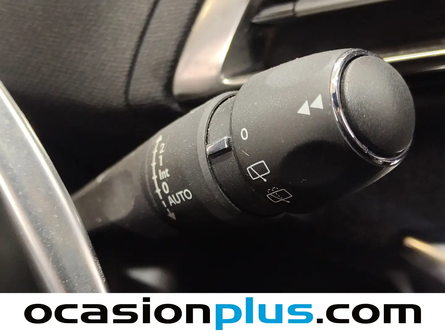 Foto Peugeot 5008 Peugeot 5008 PureTech 130 S&S Allure Pack EAT8 (130 CV)