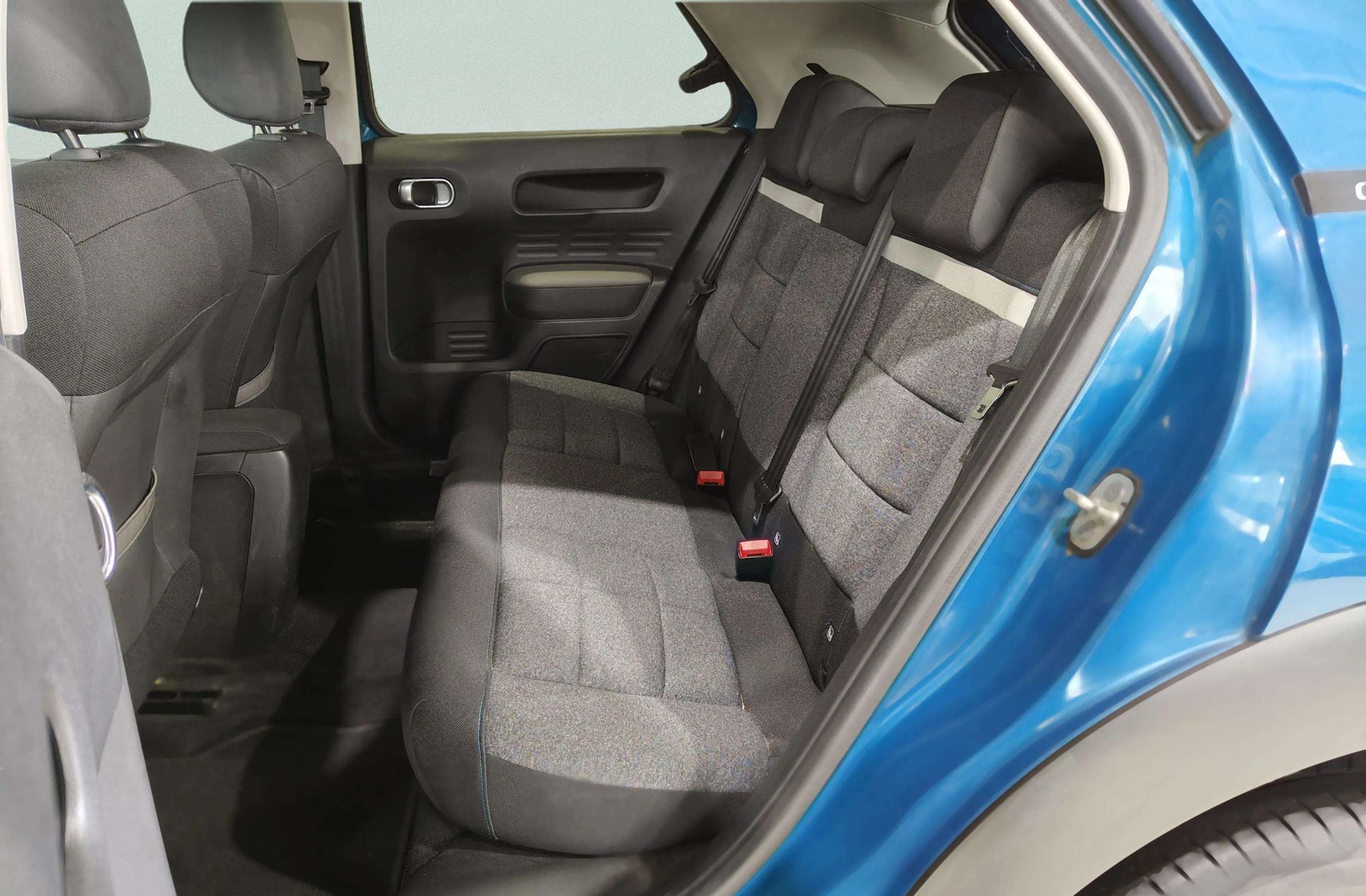 Citroën C4 Cactus BlueHDi 100 Shine - foto 13
