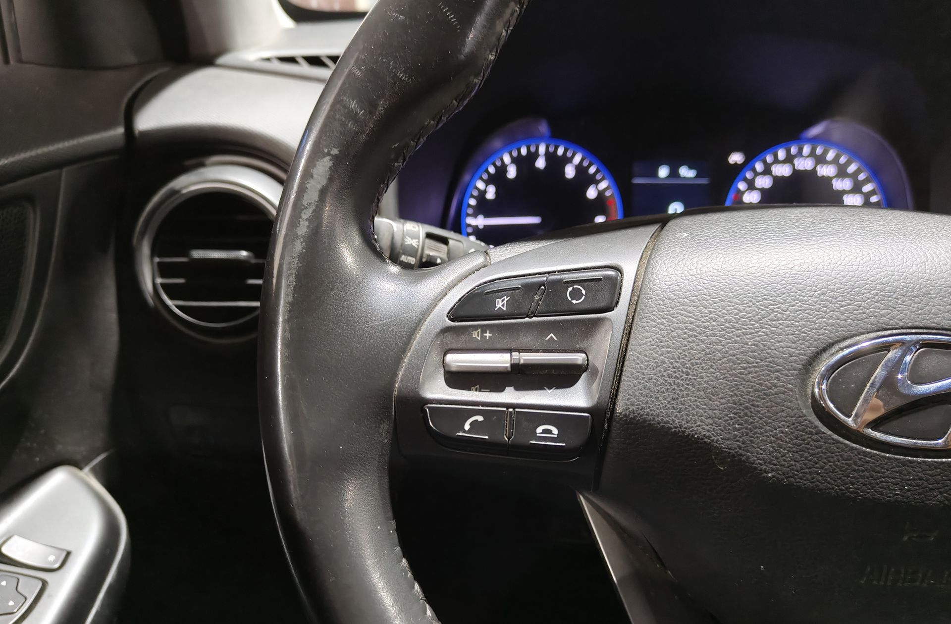 Hyundai Kona 1.0 T-GDi Essence 4x2 - foto 24