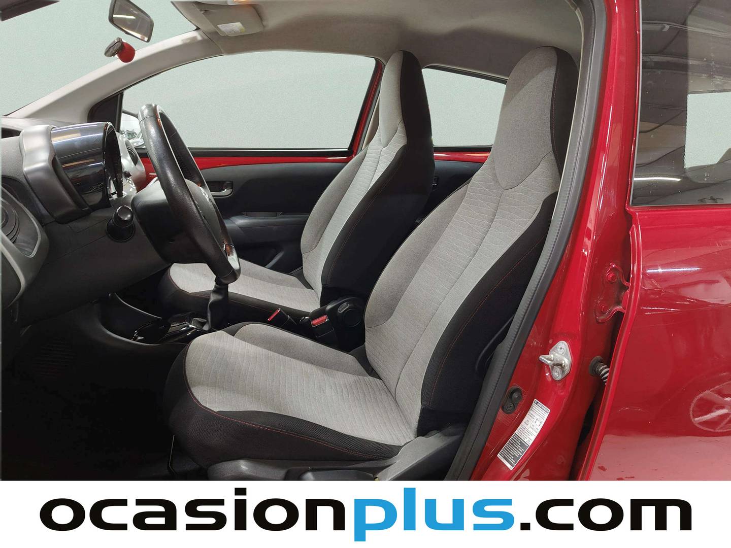 Foto asientos delanteros Citroën C1 Citroën C1 PureTech 82 City Edition (82 CV)