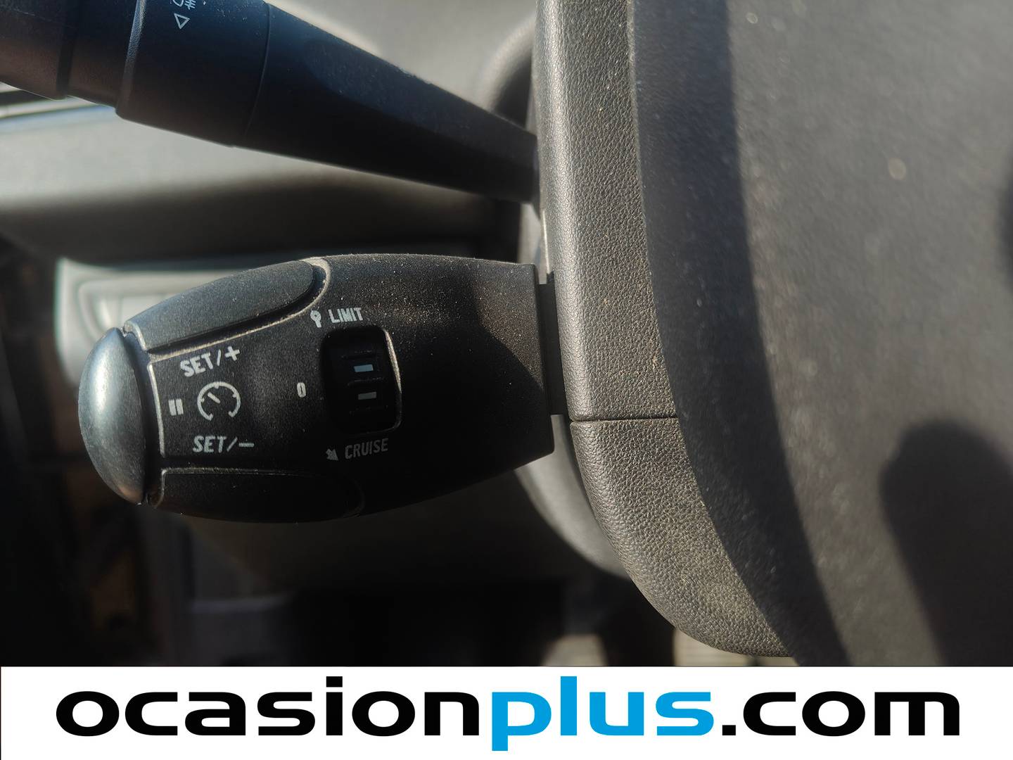 Peugeot 208 Peugeot 208 1.2 VTi Active (82 CV) seminuevo