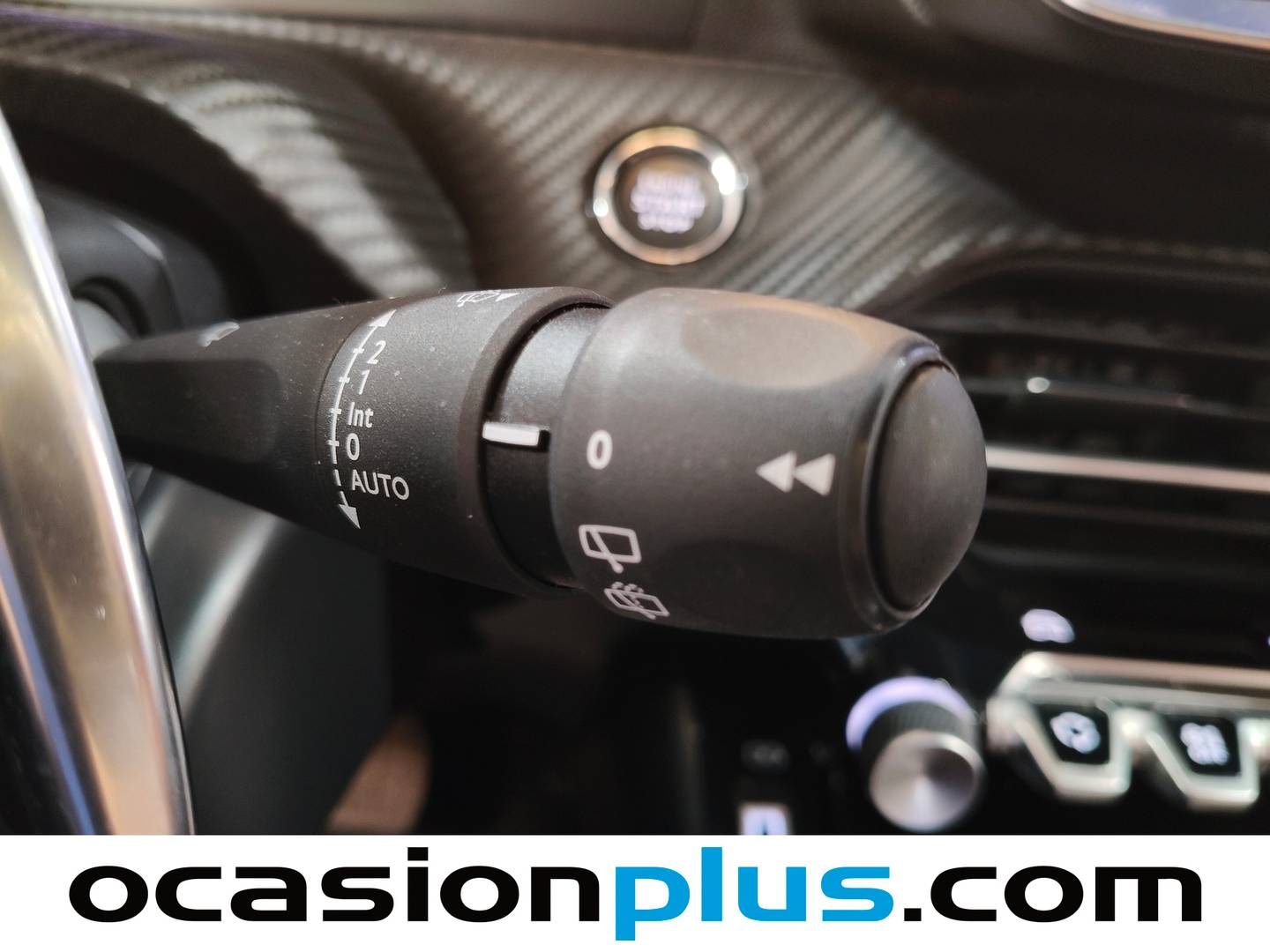 Peugeot 2008 Peugeot 2008 Allure Hybrid eDCS6 107 kW (145 CV) km 0