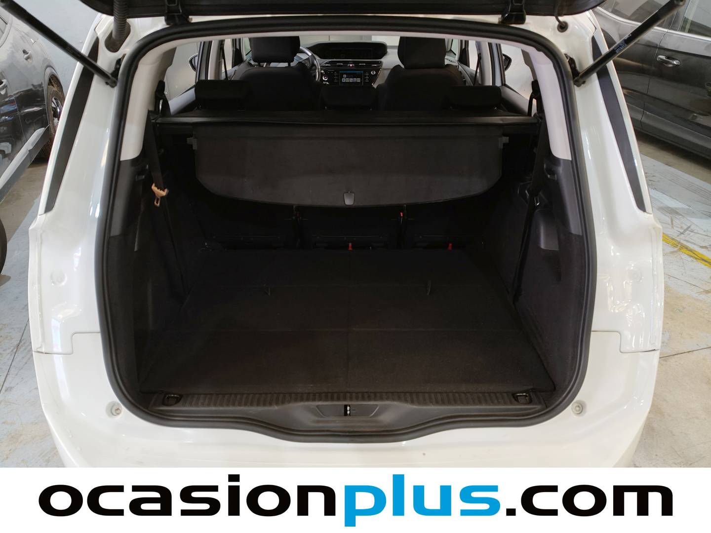 Foto asientos delanteros Citroën Grand C4 Spacetourer Citroën Grand C4 Spacetourer BlueHDi 130 S&S Feel 7 Plazas (130 CV)