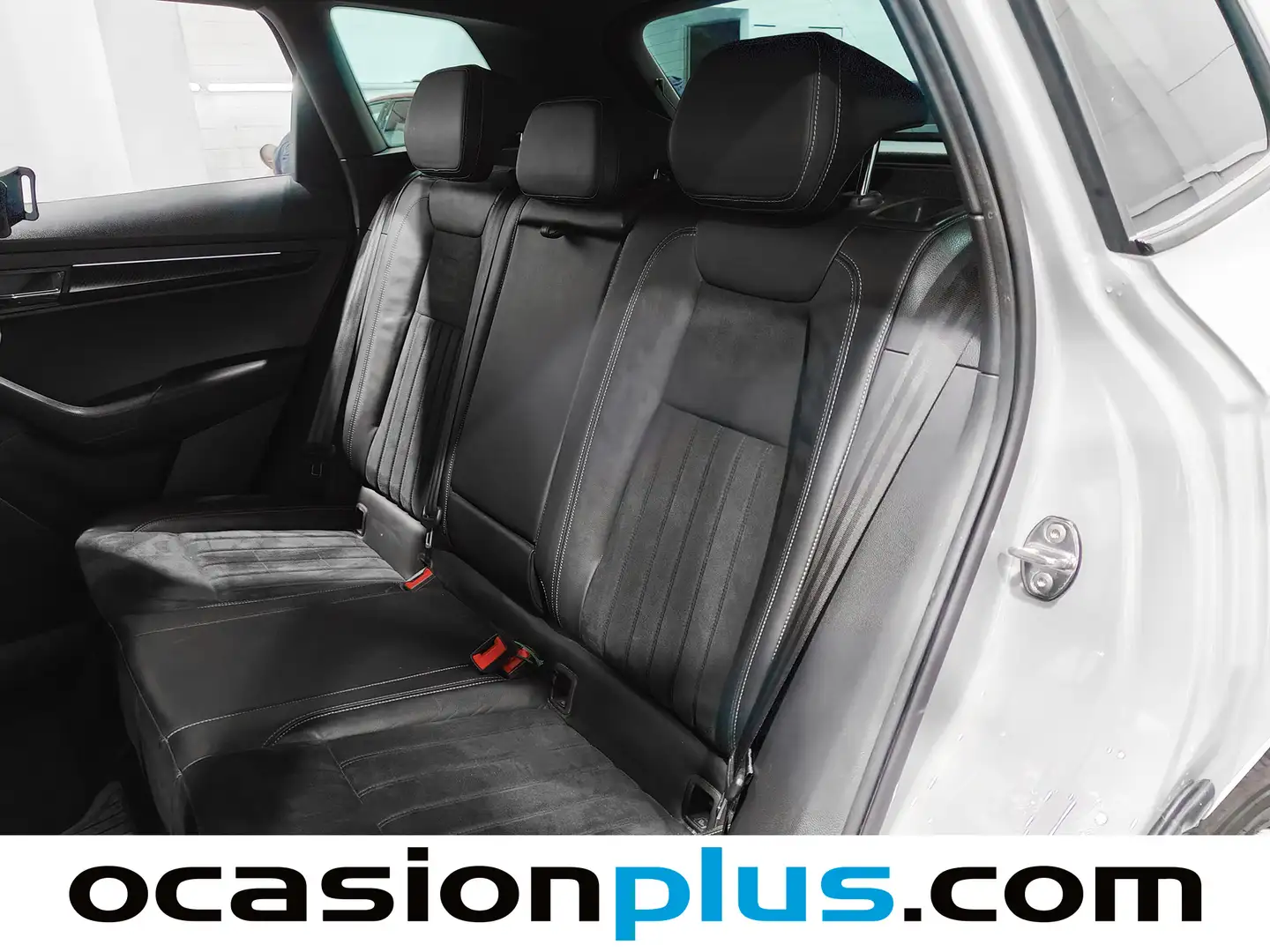 Foto Skoda Karoq Skoda Karoq 1.5 TSI ACT Sportline DSG (150 CV)