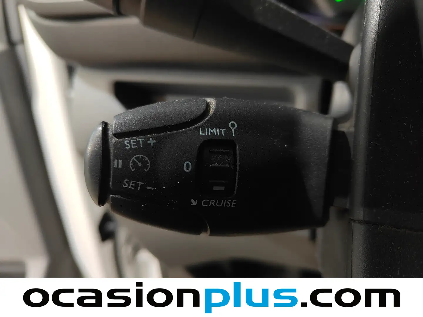 Foto Opel Vivaro Opel Vivaro Furgon 1.5 Diesel S Standart Express (102 CV)