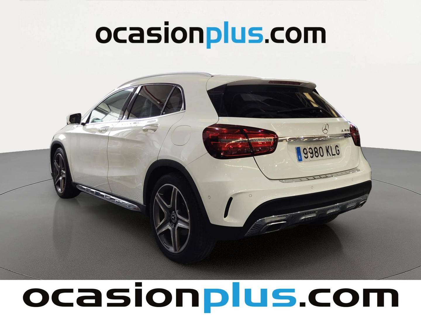 Foto delantera Mercedes GLA Mercedes GLA 200 (156 CV) derecha