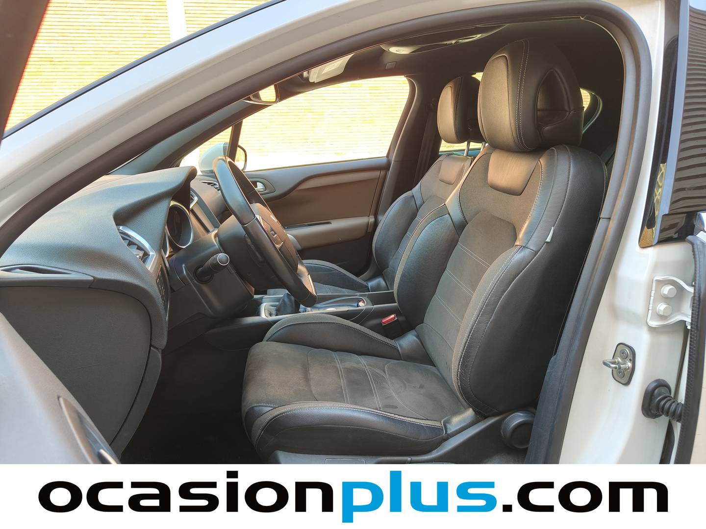 Foto DS DS 4 DS DS4 1.6 BlueHDi S&S Style (120 CV)