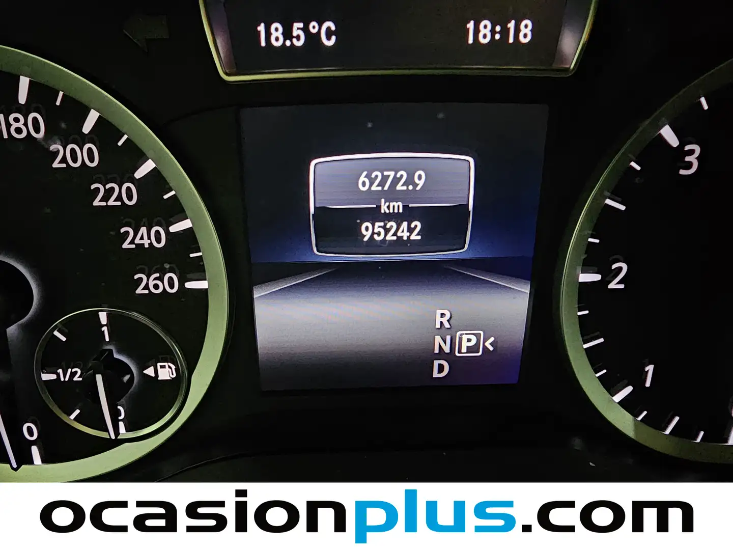 Foto Infiniti Q30 Infiniti Q30 2.2D Sport 7DCT (170 CV)