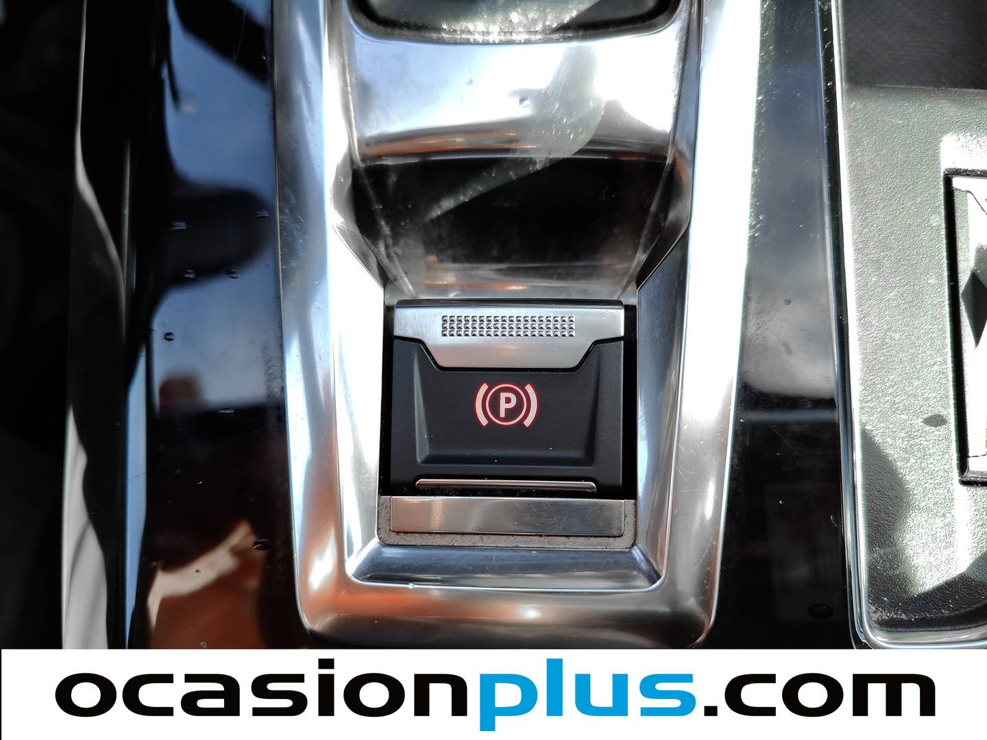 Foto Peugeot 3008 Peugeot 3008 PureTech 130 S&S GT Pack EAT8 (130 CV)