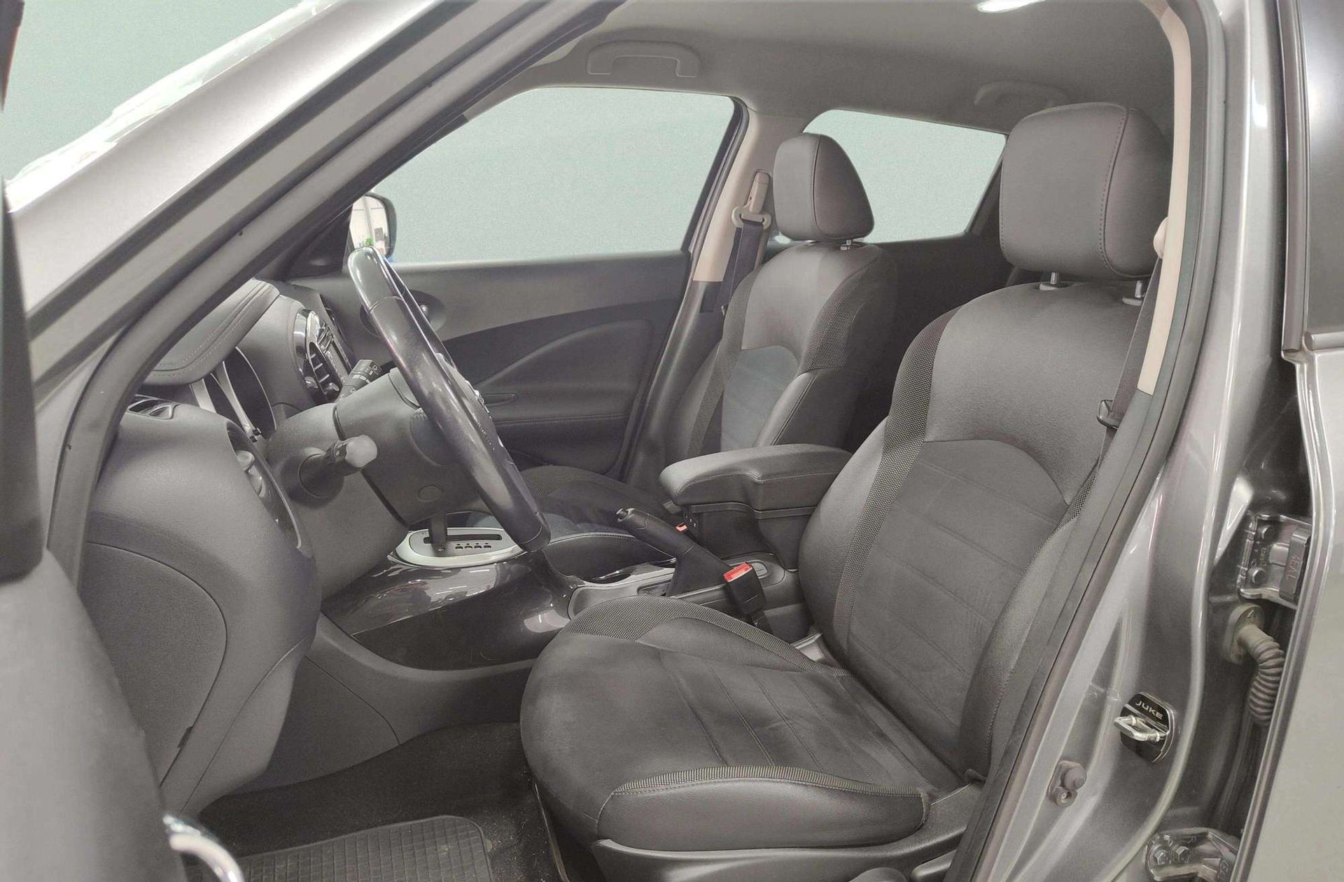 Nissan Juke G N-Connecta CVT - foto 11