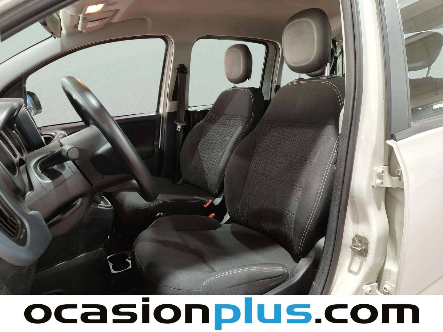 Foto asientos delanteros Fiat Panda Fiat Panda 1.0 Hybrid GSE (70 CV)
