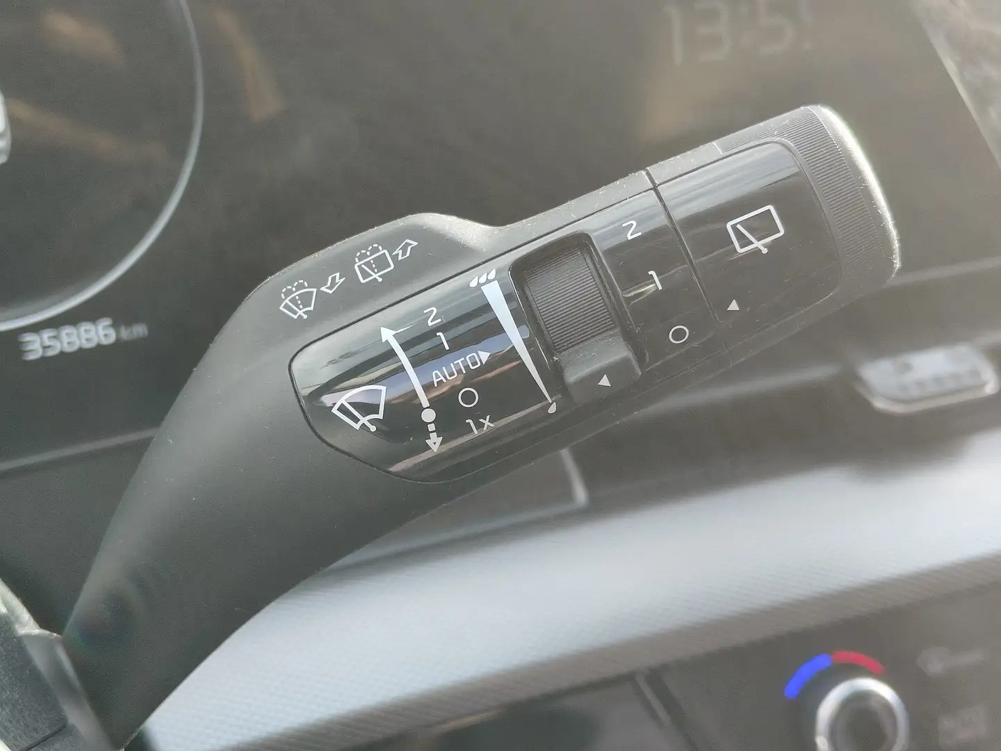 Foto KIA Sportage Kia Sportage 1.6 T-GDi MHEV Tech 4x2 (150 CV)