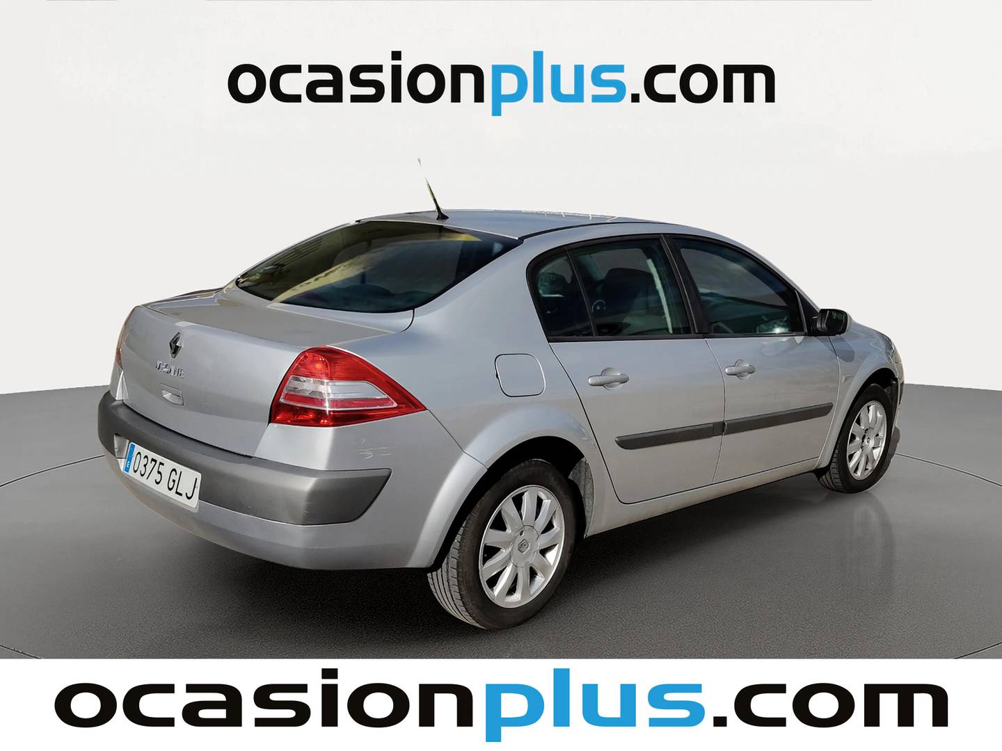 Foto trasera Renault Mégane Renault Megane Sedan Dynamique 1.6 16v (110 CV) derecha