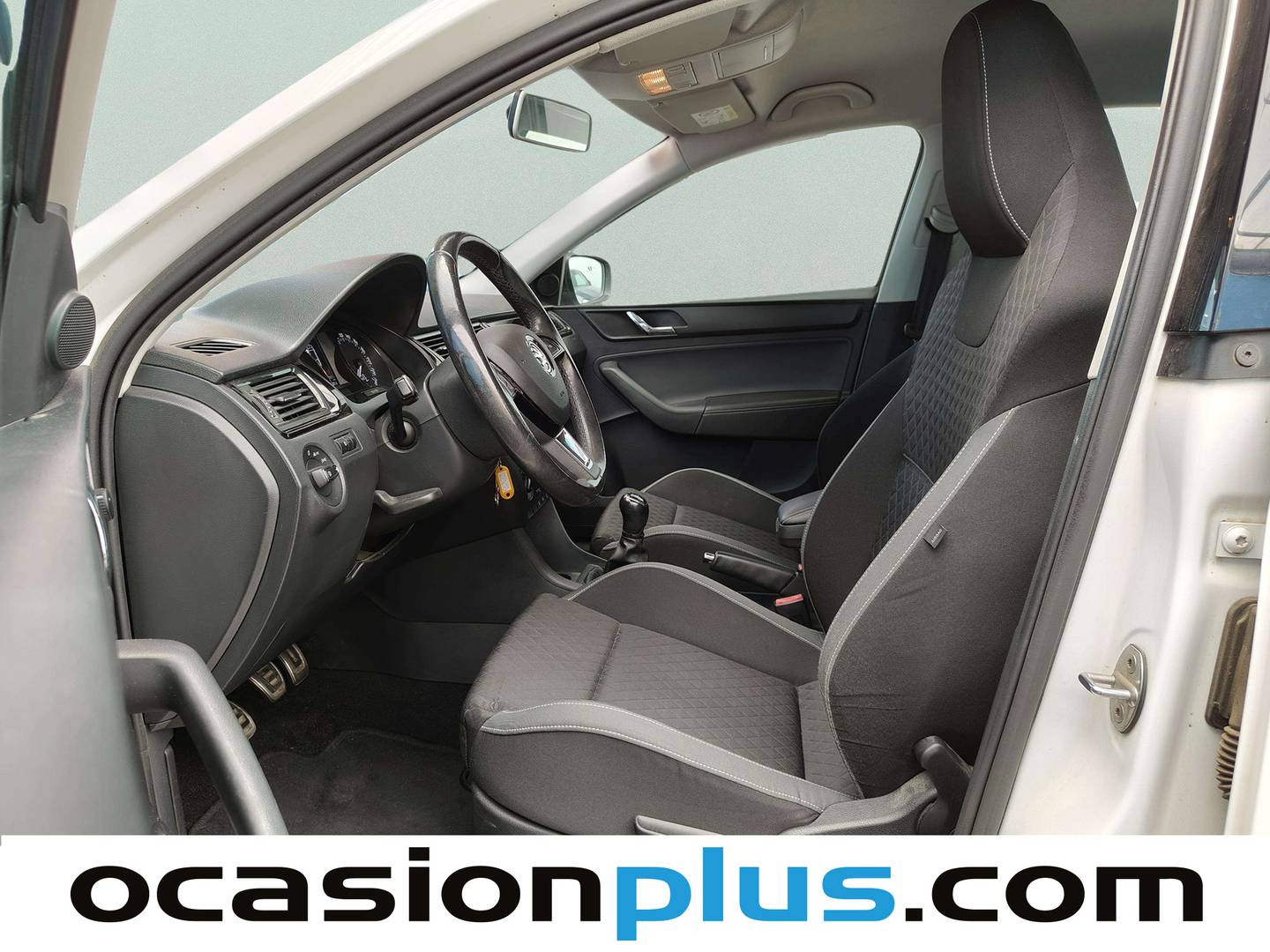 Foto asientos delanteros Skoda Spaceback Skoda Spaceback 1.2 TSI Like Spaceback (90 CV)