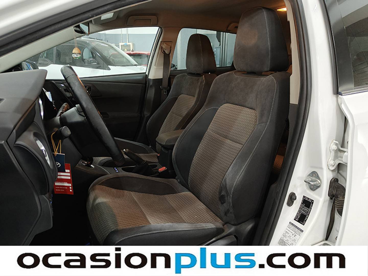 Foto Toyota Auris Toyota Auris 140H Hybrid Feel! Edition (136 CV)