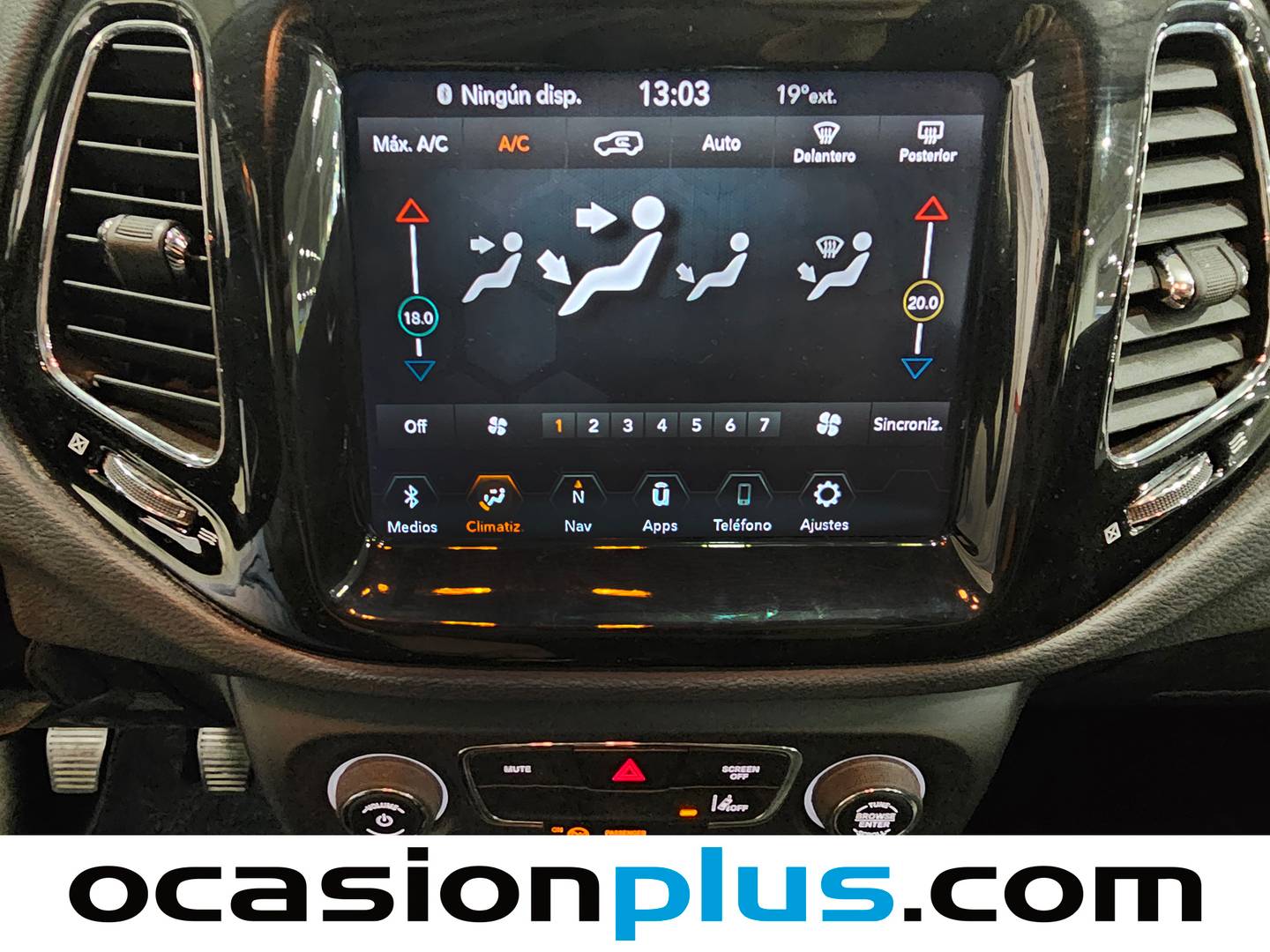 Foto Jeep Compass Jeep Compass 1.3 Gse Night Eagle FWD MT (130 CV)