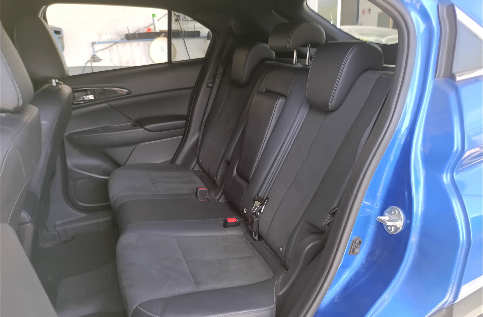 Mitsubishi Eclipse Cross 2.4 PHEV Kaiteki 4WD - foto 12