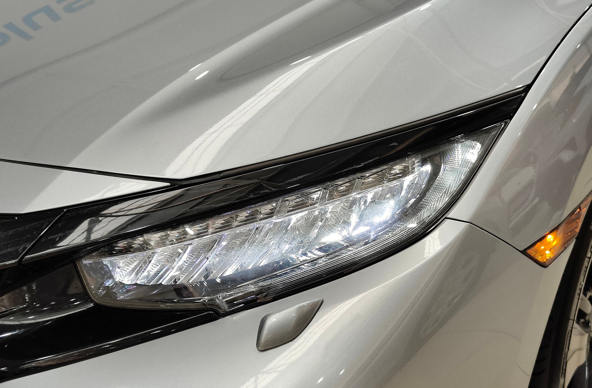 Honda Civic 1.0 I-VTEC Turbo Executive CVT - foto 14