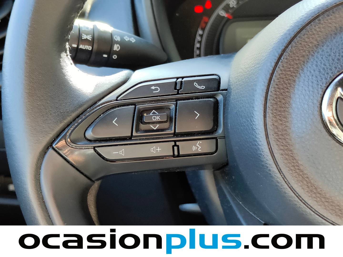 Foto Toyota Aygo X Cross Toyota Aygo X Cross 1.0 VVT-I Play  (72 CV)