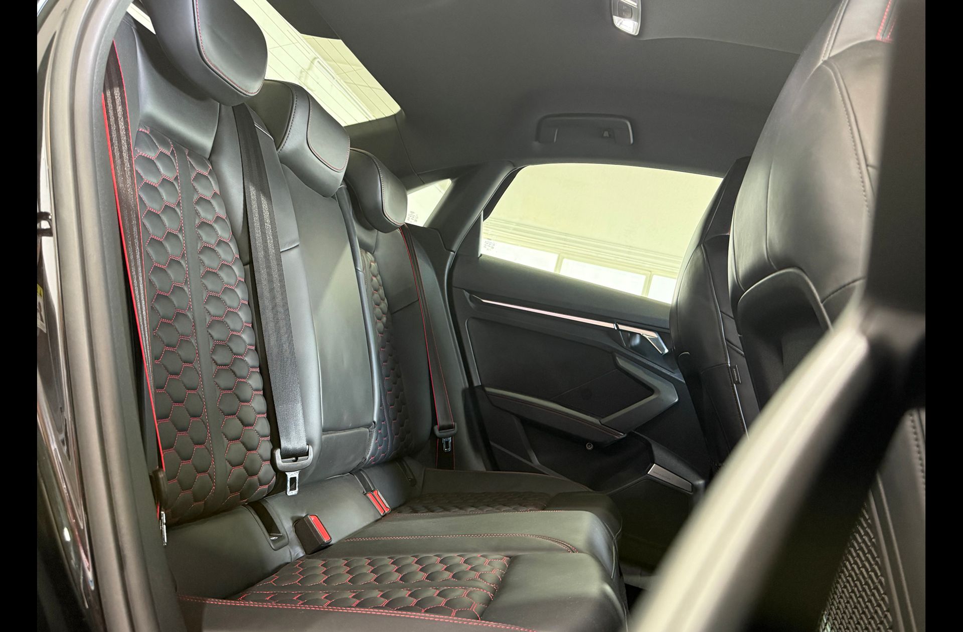 Audi A3 RS3 Sedan 2.5 TFSI quattro S tronic - foto 17