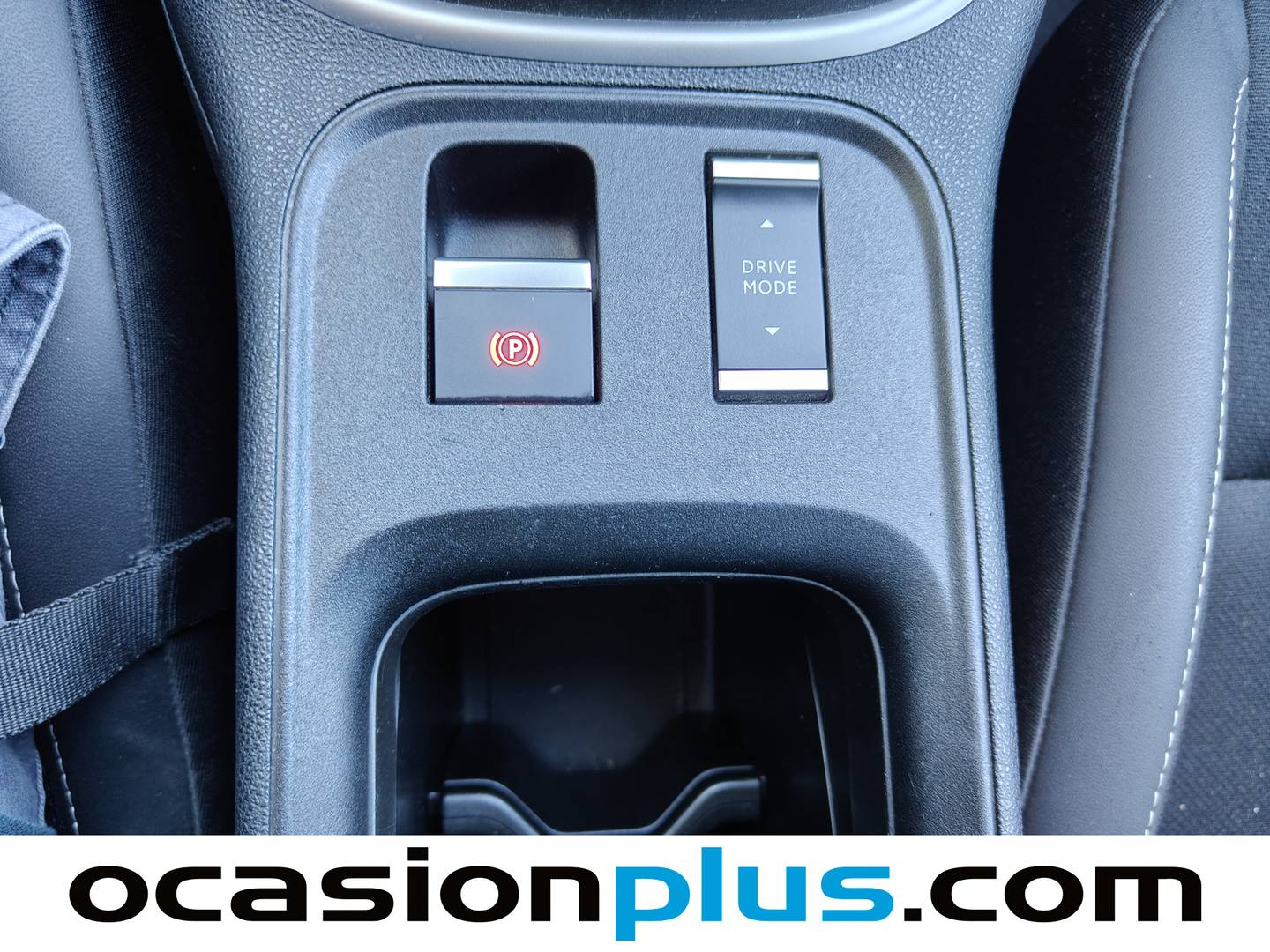 Foto Jeep Avenger Jeep Avenger 1.2 G Summit (100 CV)