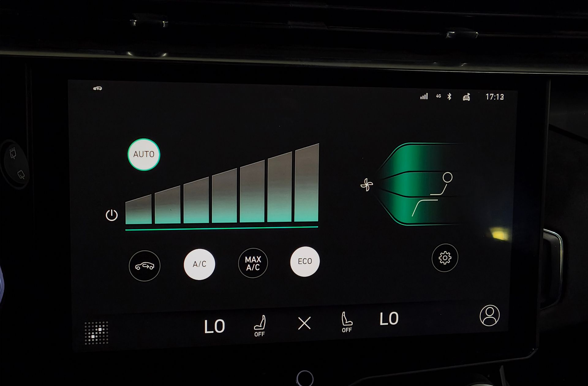 Lynk & Co 01 1.5 PHEV - foto 38