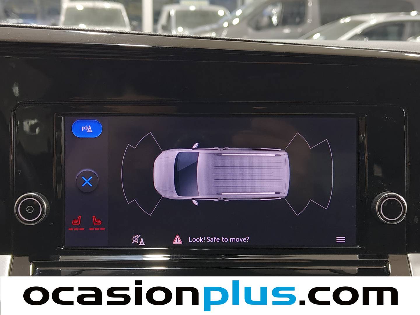 Equipamiento del Ford Grand Tourneo Connect Ford Grand Tourneo Connect 2.0 Ecoblue Titanium (122 CV) 7 Plazas