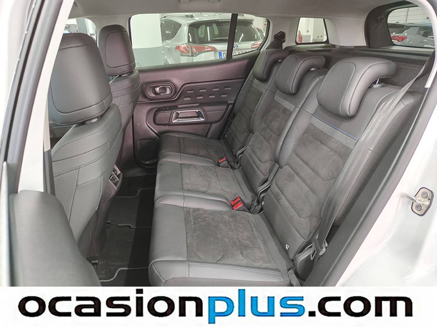 Foto Citroën C5 Aircross Citroen C5 Aircross PureTech 130 S&S Shine Pack EAT8 (131 CV)