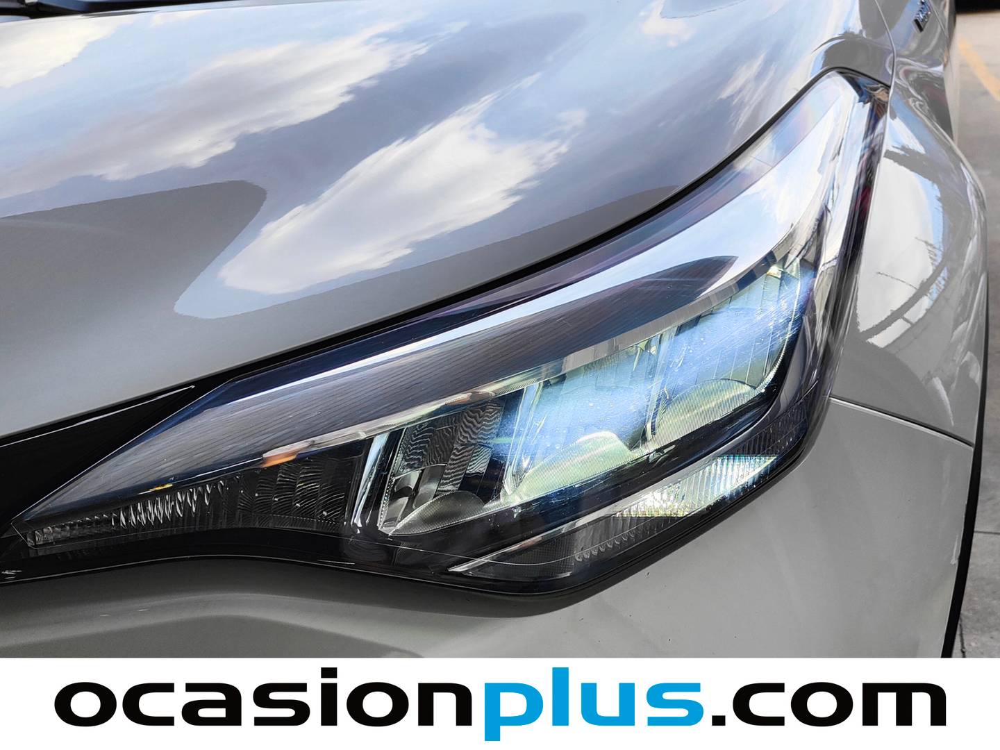Extras del Toyota C-HR Toyota C-HR 1.8 125H Advance (122 CV)