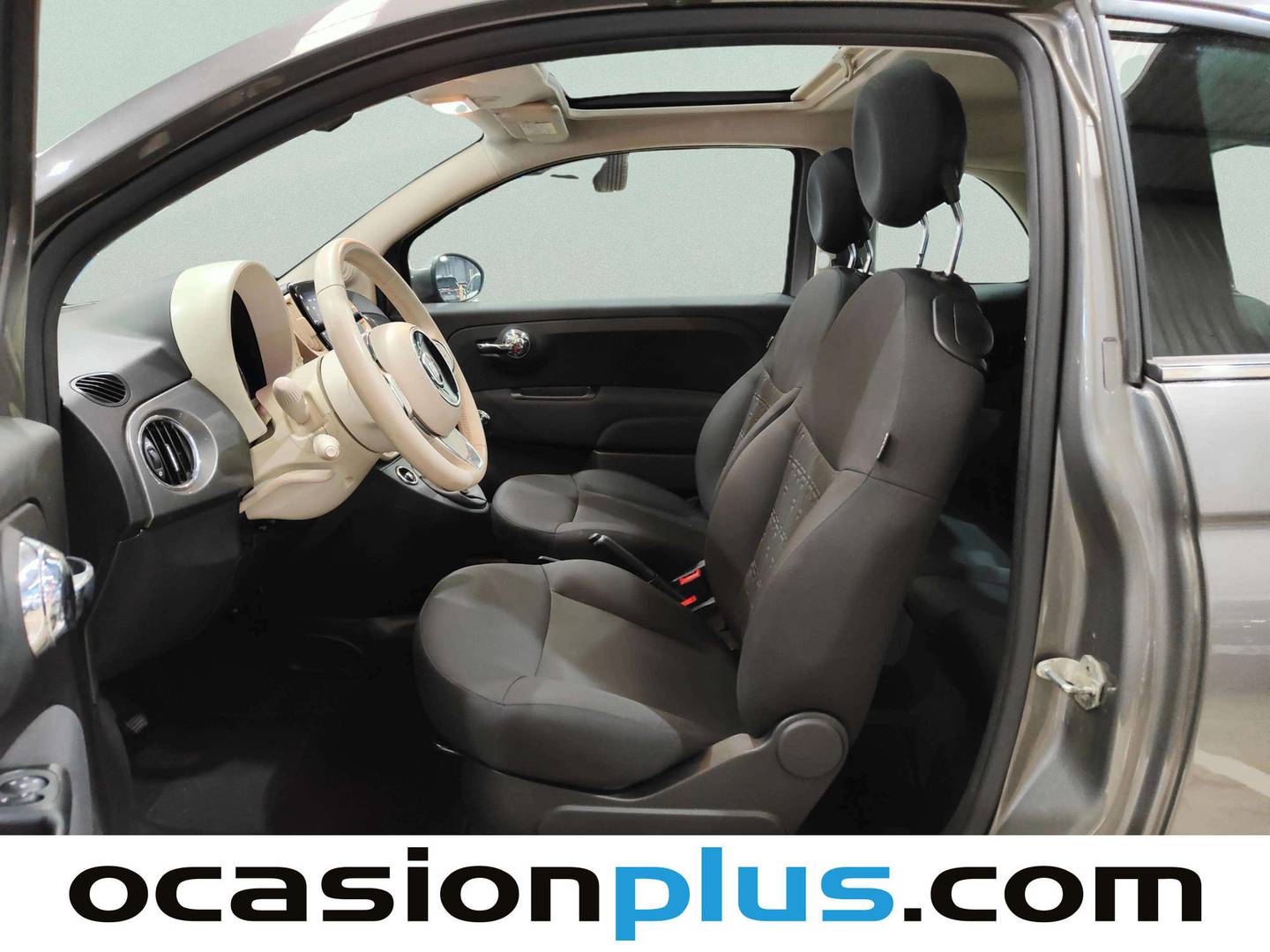 Foto asientos delanteros Fiat 500 Fiat 500 1.0 Hybrid Dolcevita (70 CV)