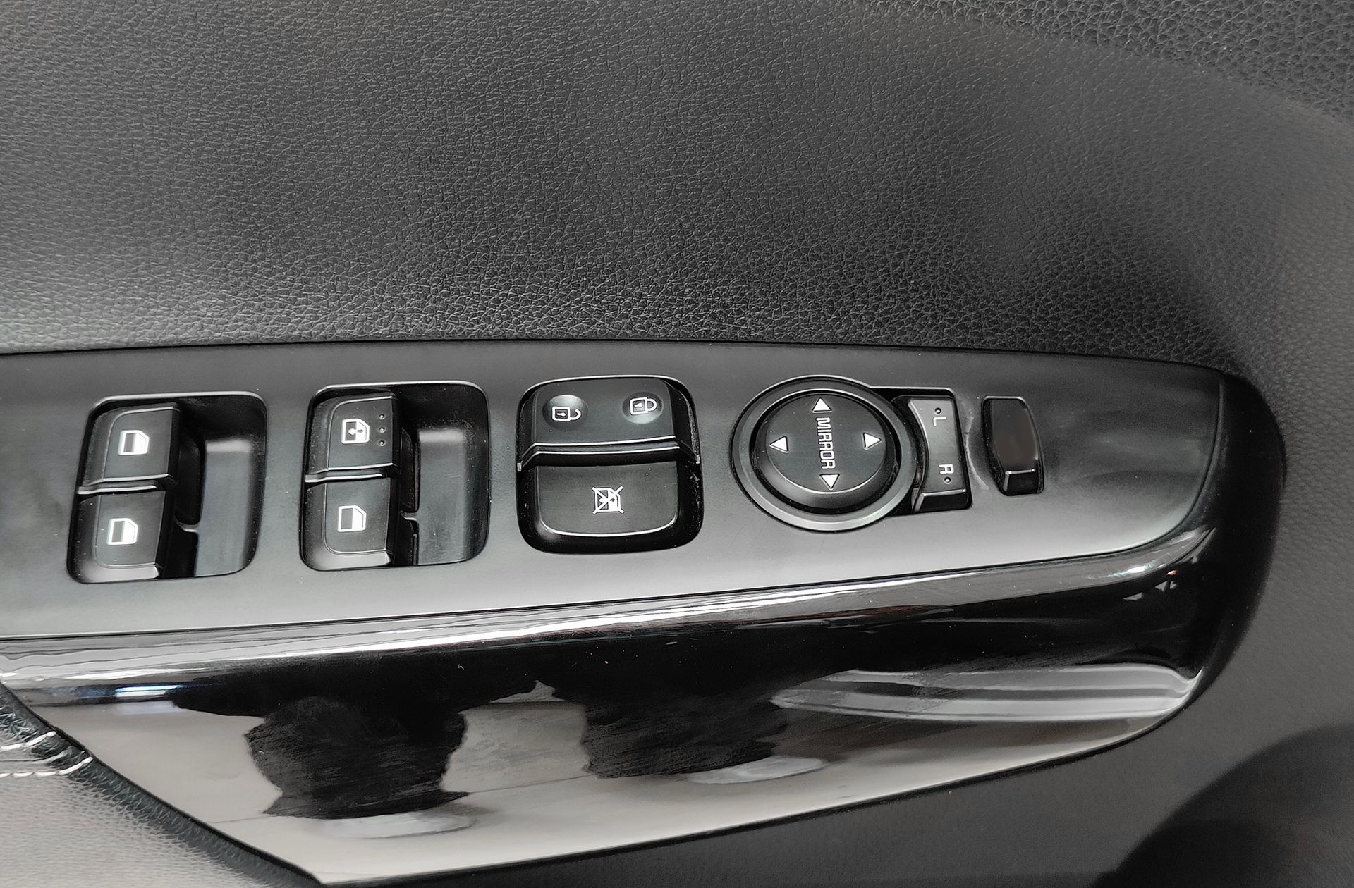 Kia Picanto 1.0 Cvvt Eco-Dynamics x-Tech16 - foto 37