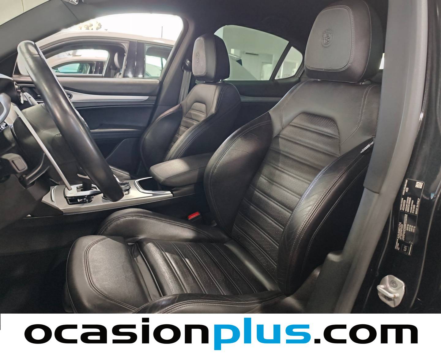 Foto asientos delanteros Alfa Romeo Stelvio Alfa Romeo Stelvio 2.2 Diésel Veloce TI Q4 (210 CV)