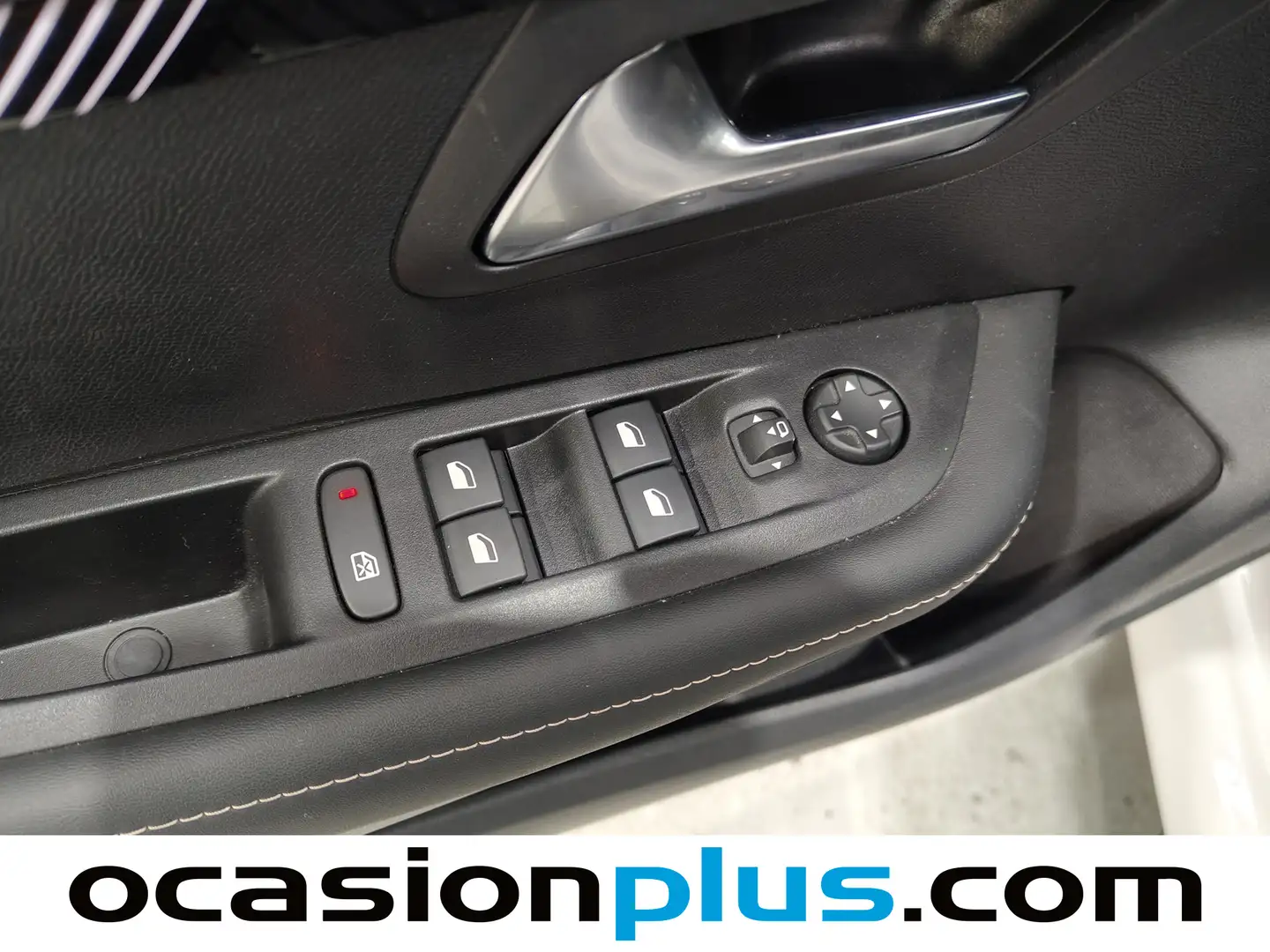 Foto Peugeot 208 Peugeot 208 PureTech 100 Allure (100 CV)