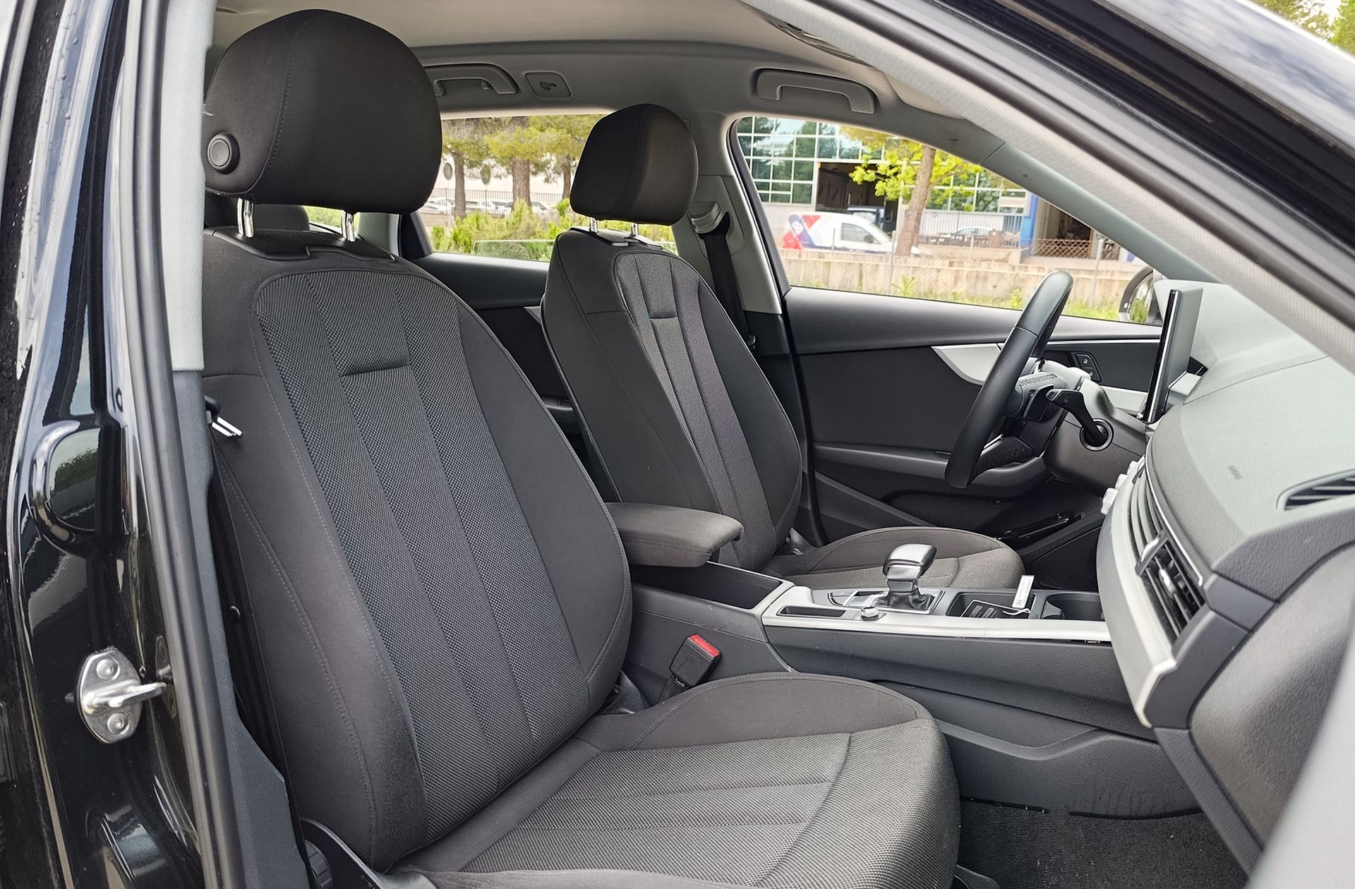 Audi A4 Avant Advanced 35 TFSI S tronic - foto 19