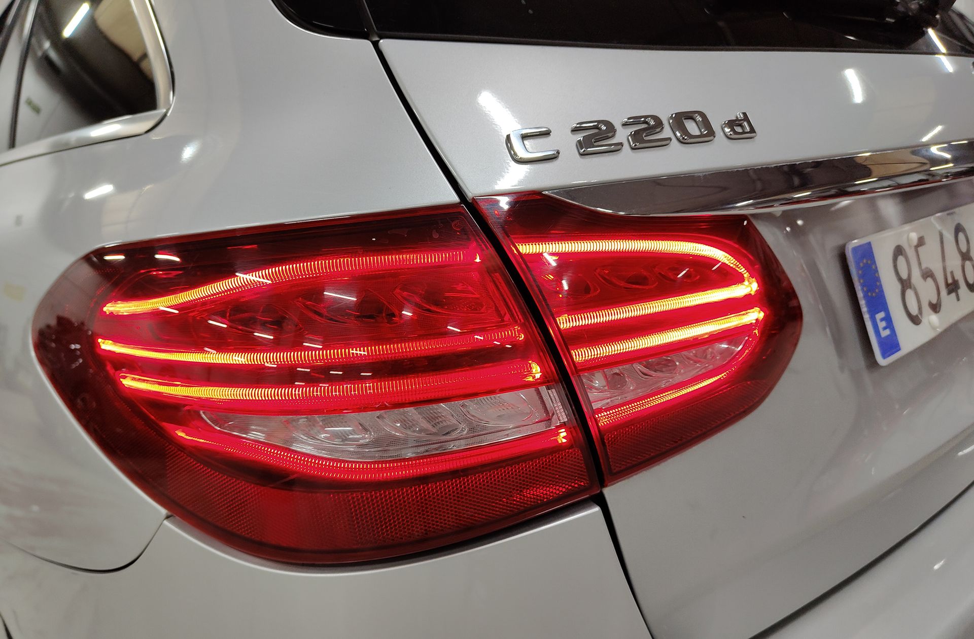 Mercedes-Benz Clase C Estate 220 d Pack AMG - foto 17