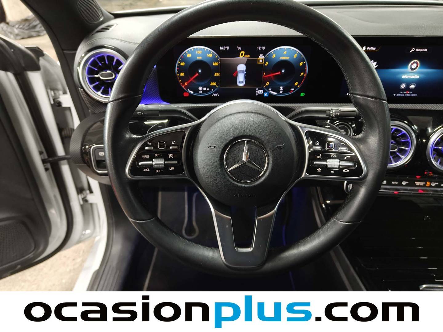 Foto Mercedes CLA Mercedes-Benz CLA 180  (136 CV)