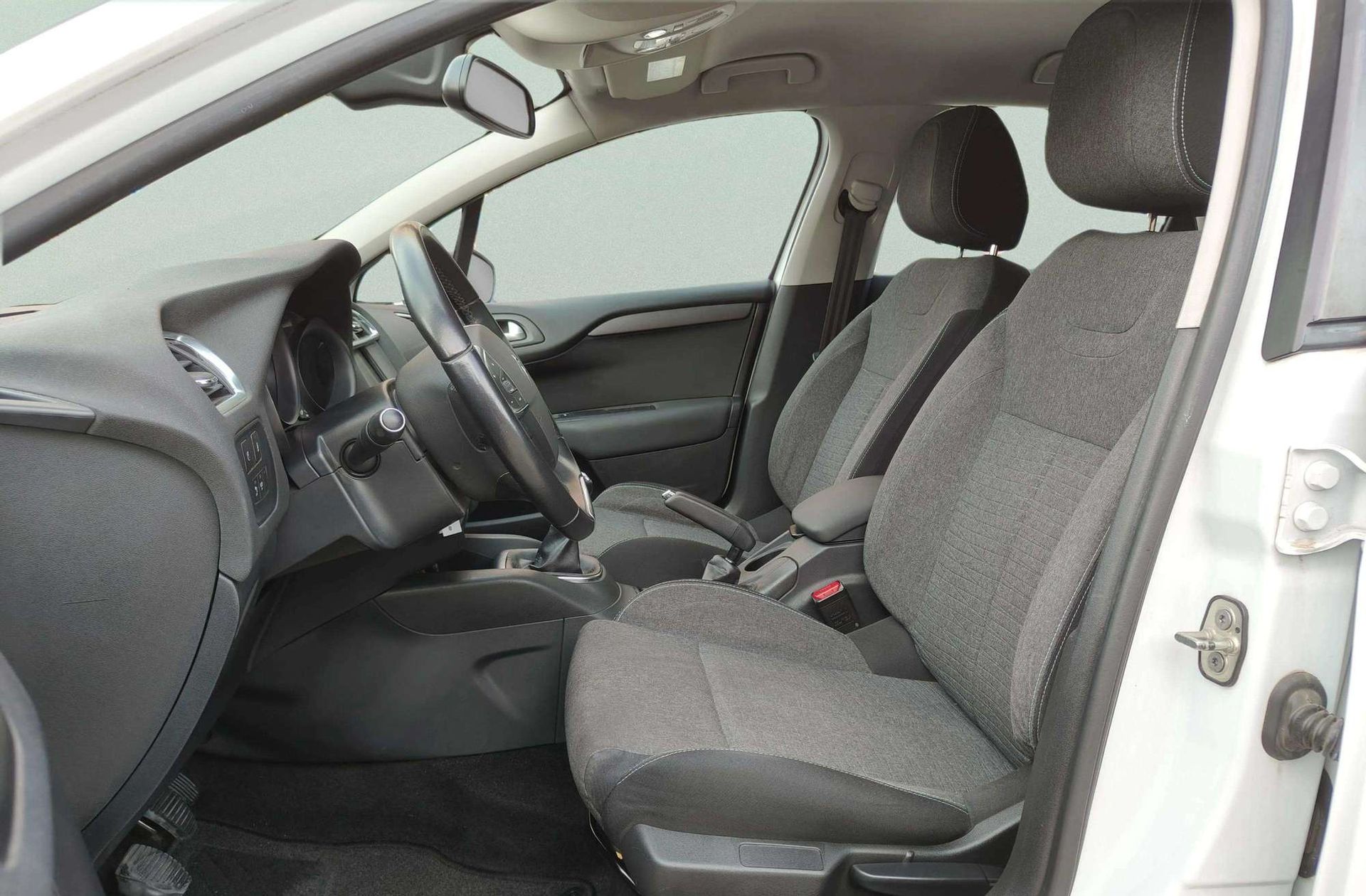 Citroën C4 1.2 PureTech Feel Edition - foto 11