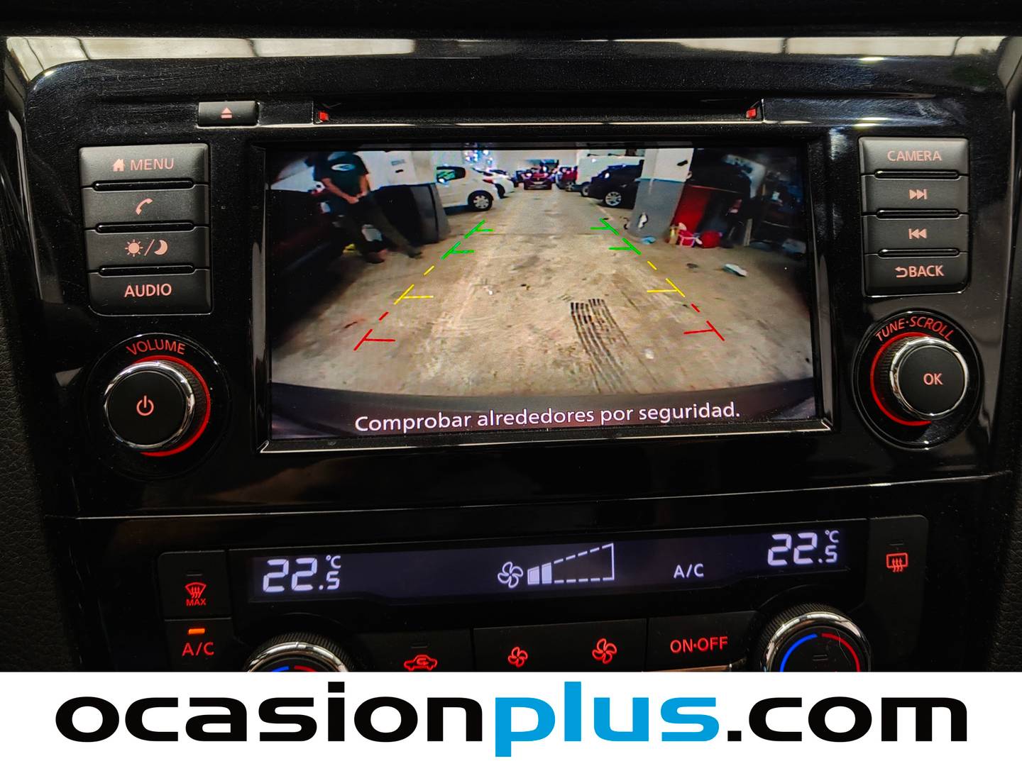 Extras y acabados del Nissan QASHQAI Nissan Qashqai DIG-T 140 Acenta 4x2 (140 CV)